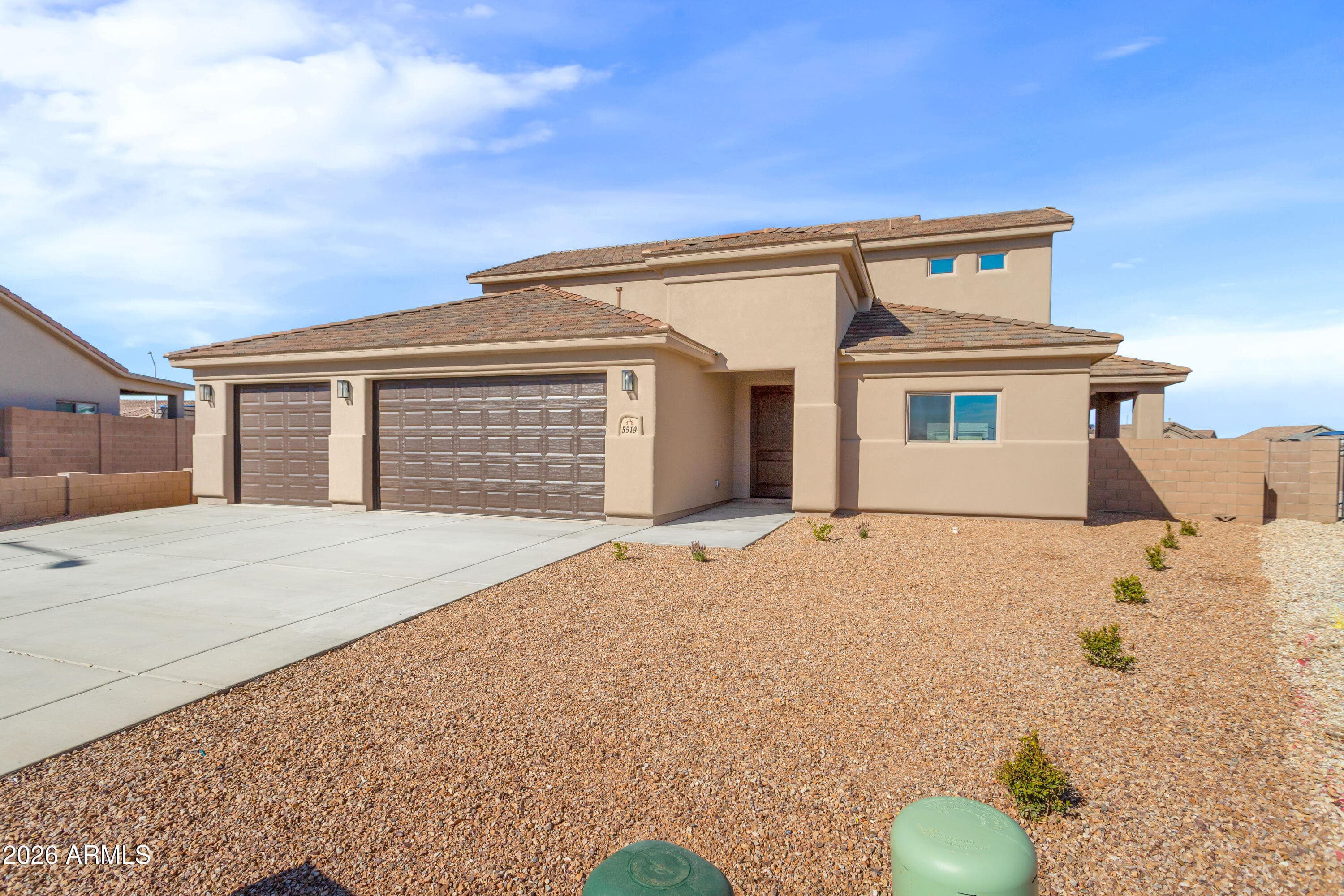 5519 Desert Willow Loop — photo 2