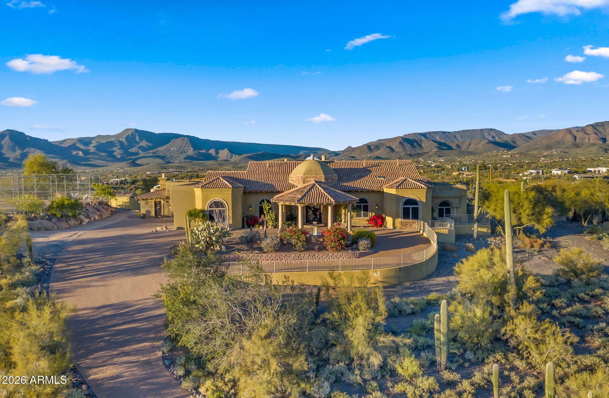 6562 E Cave Creek Rd — photo 1