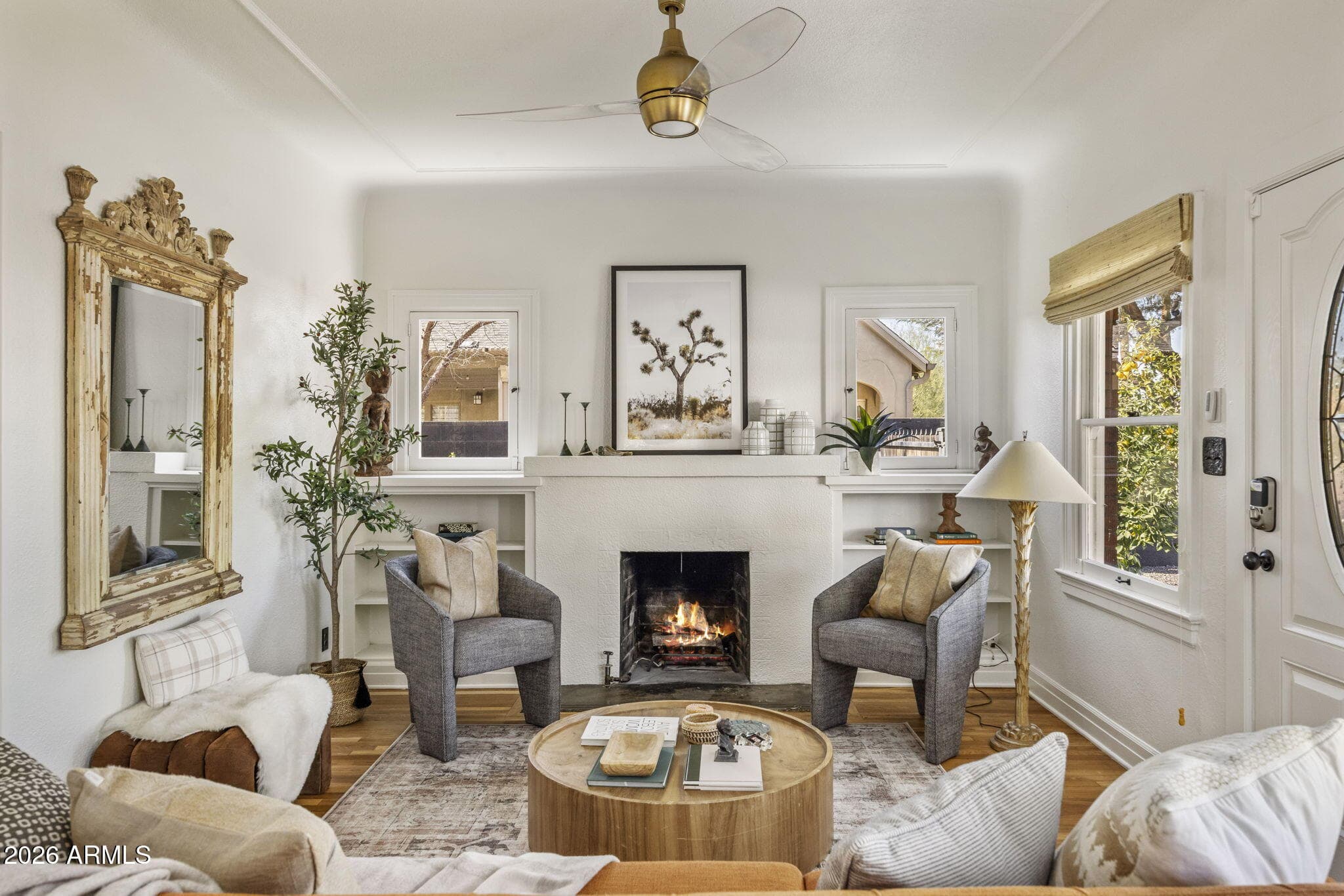 29 W Wilshire Dr — photo 1