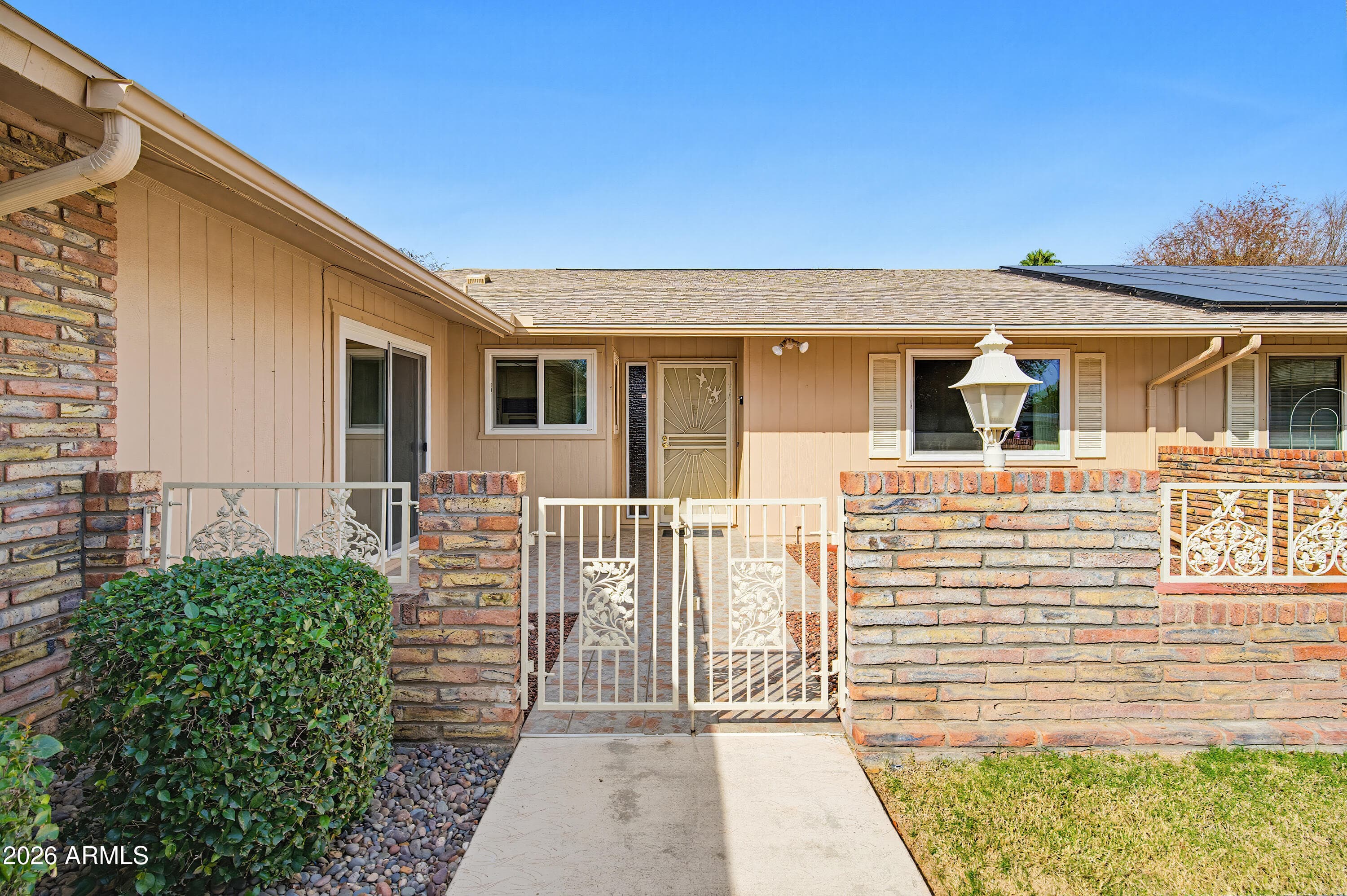 10326 W Highwood Ln — photo 2