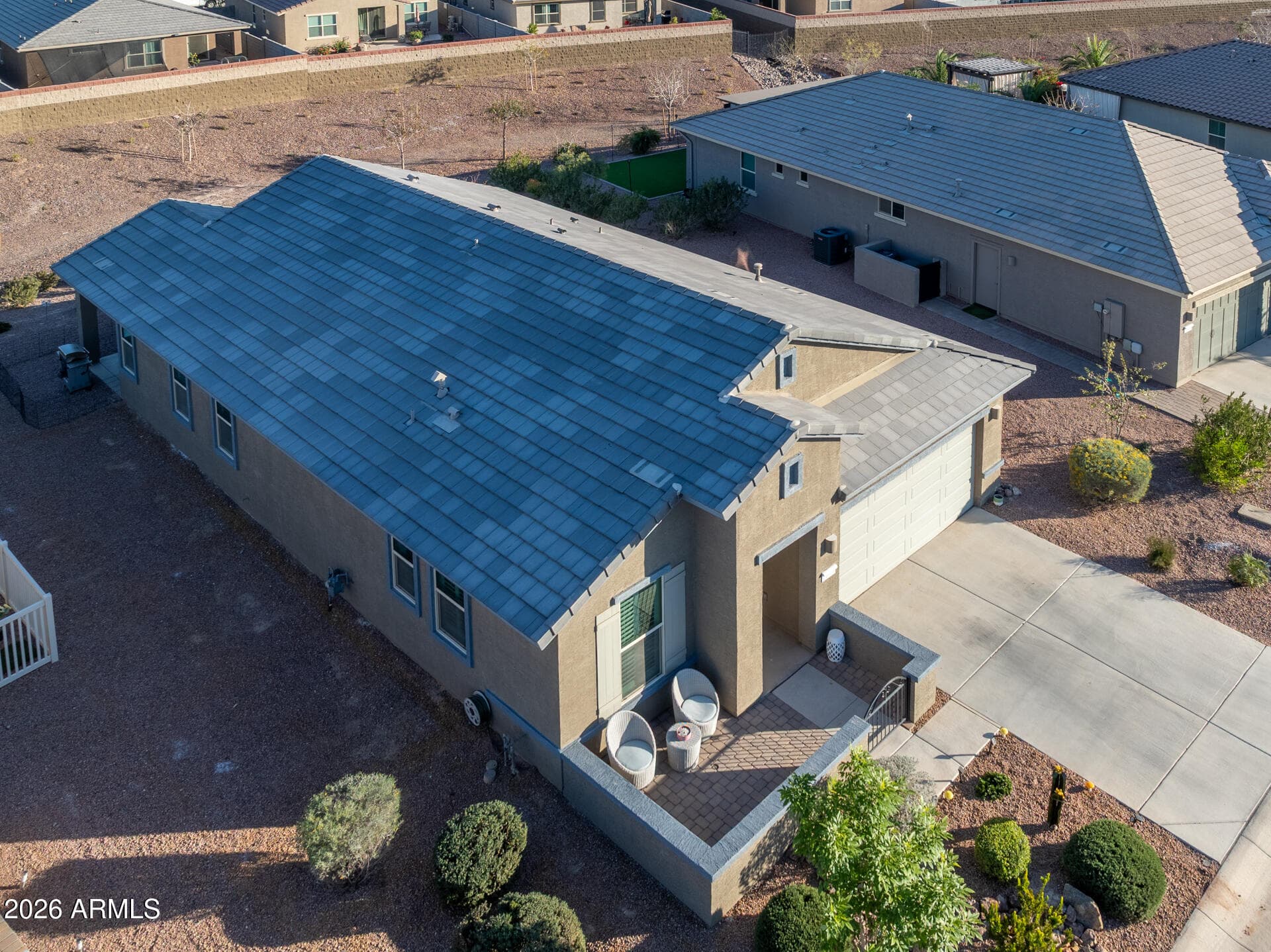 21059 N EVERGREEN DR - Photo 3