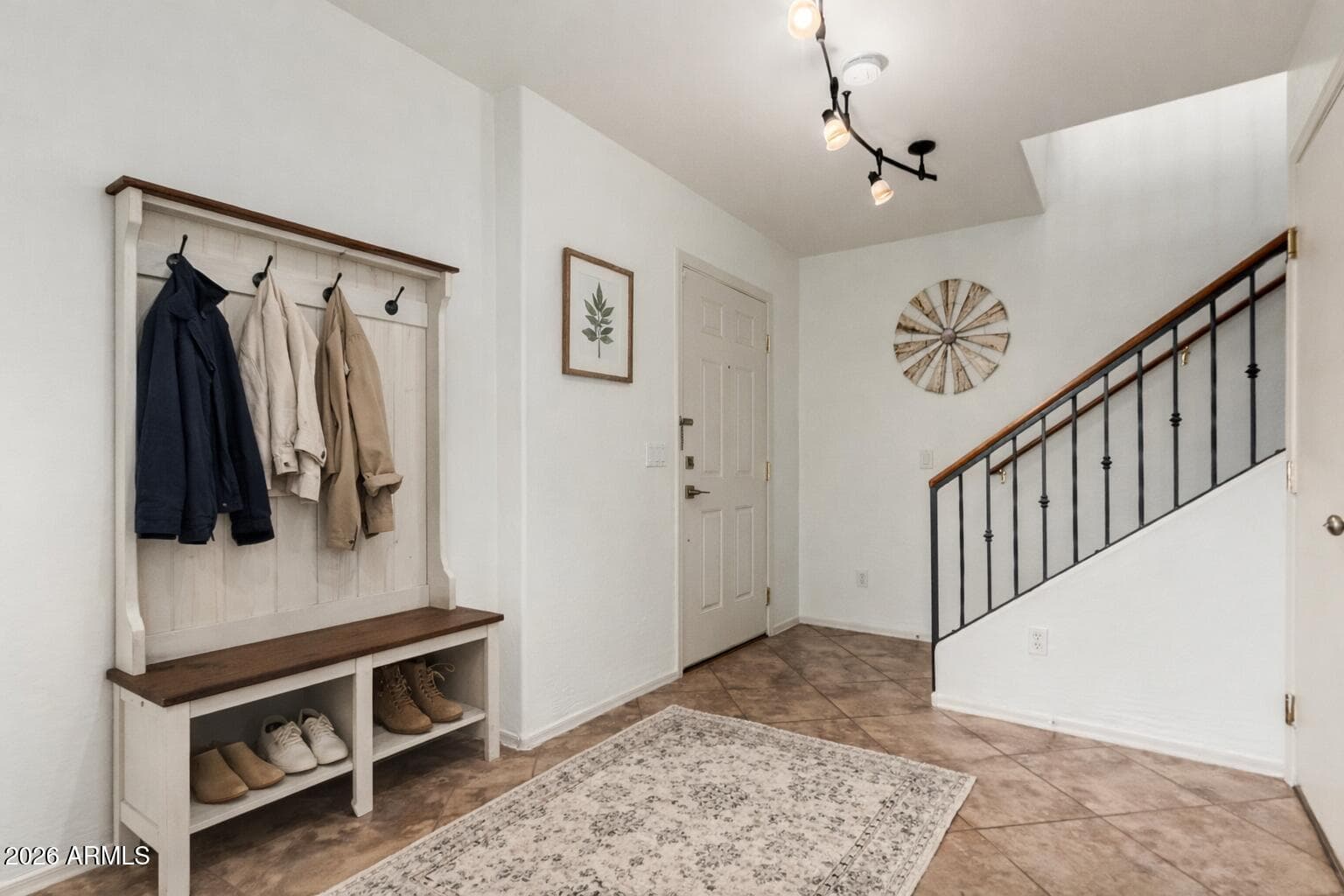 477 N Alder Ct — photo 2