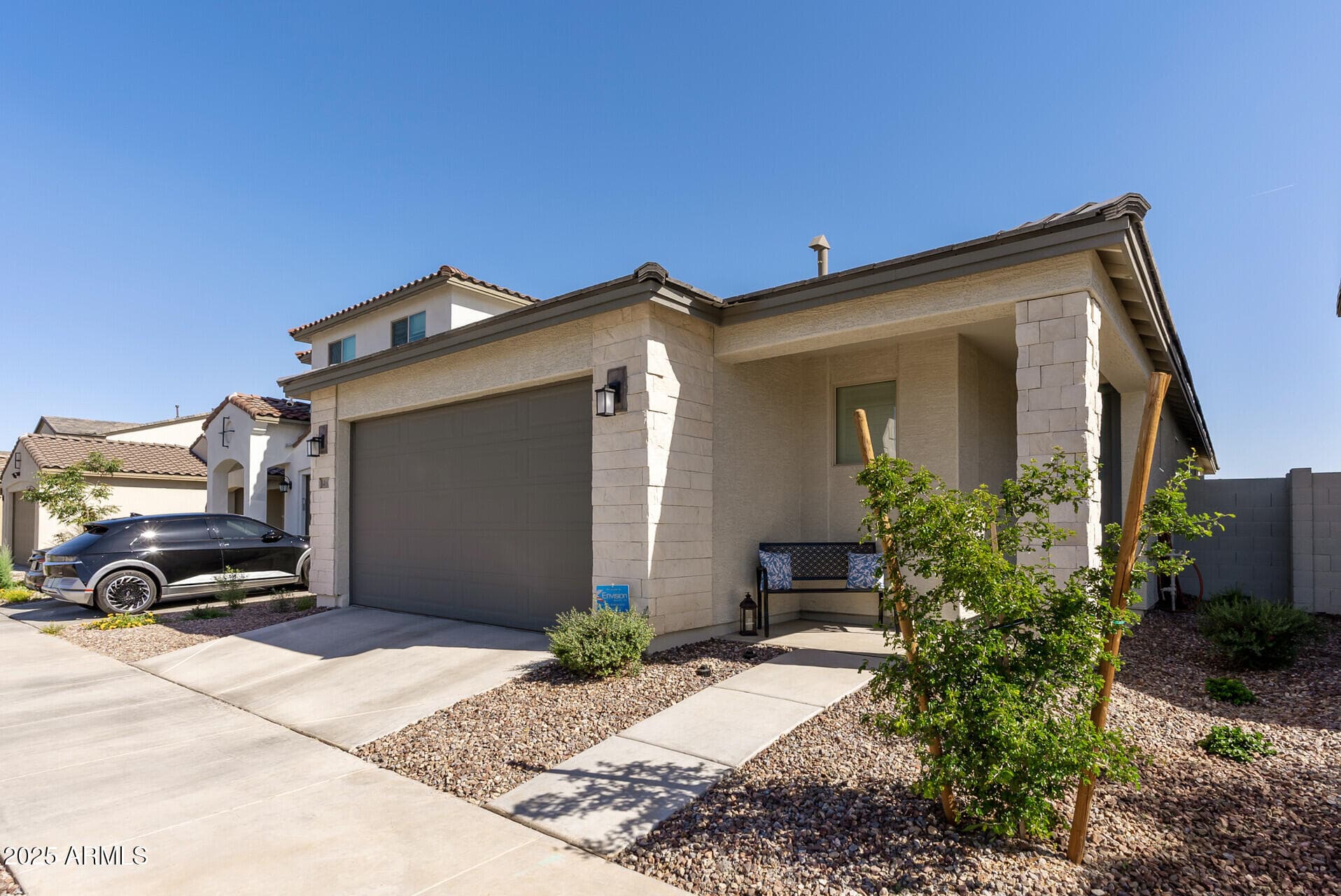 14601 W Valentine St — photo 1