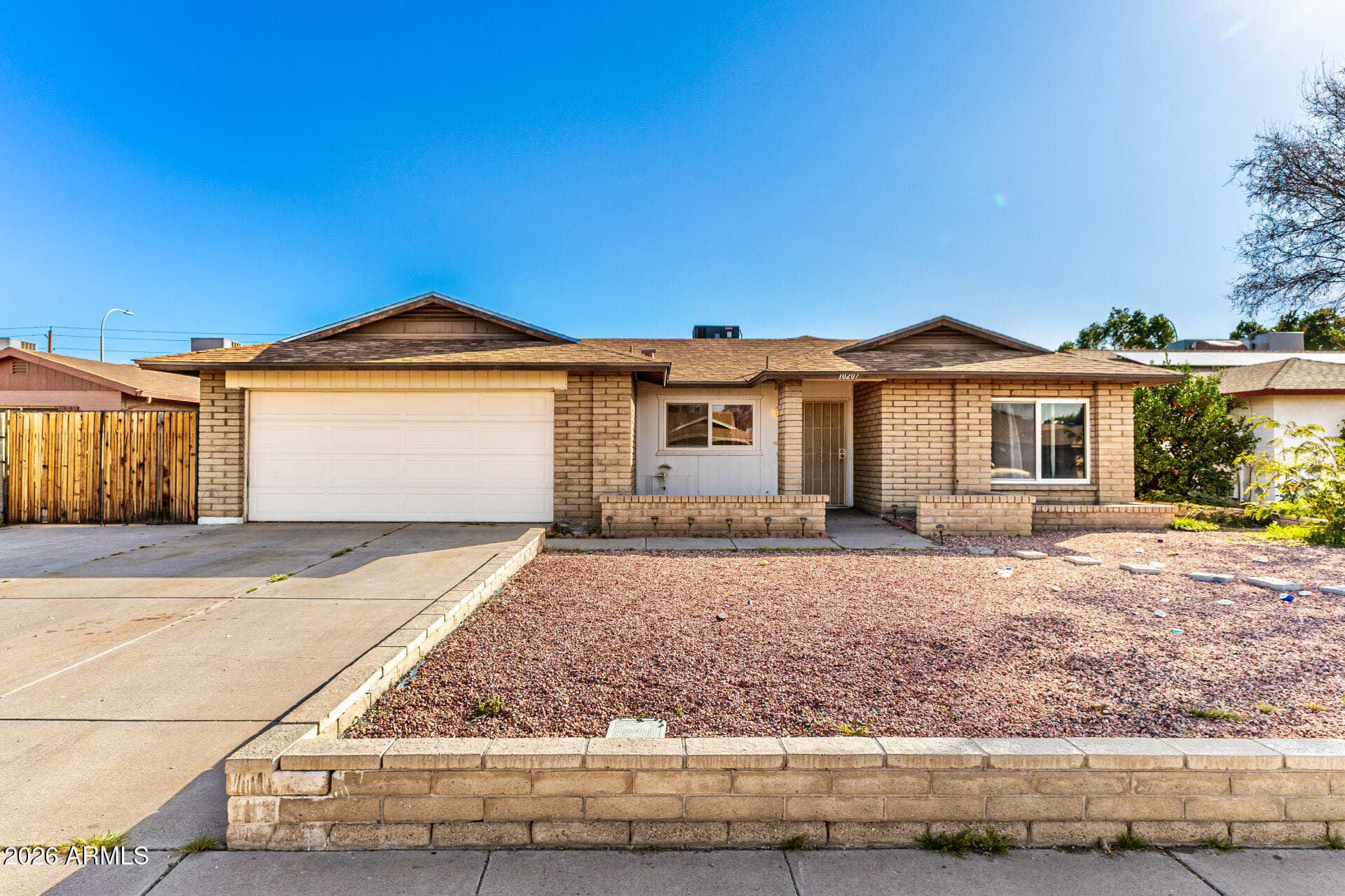 10207 N 51st Dr — photo 2