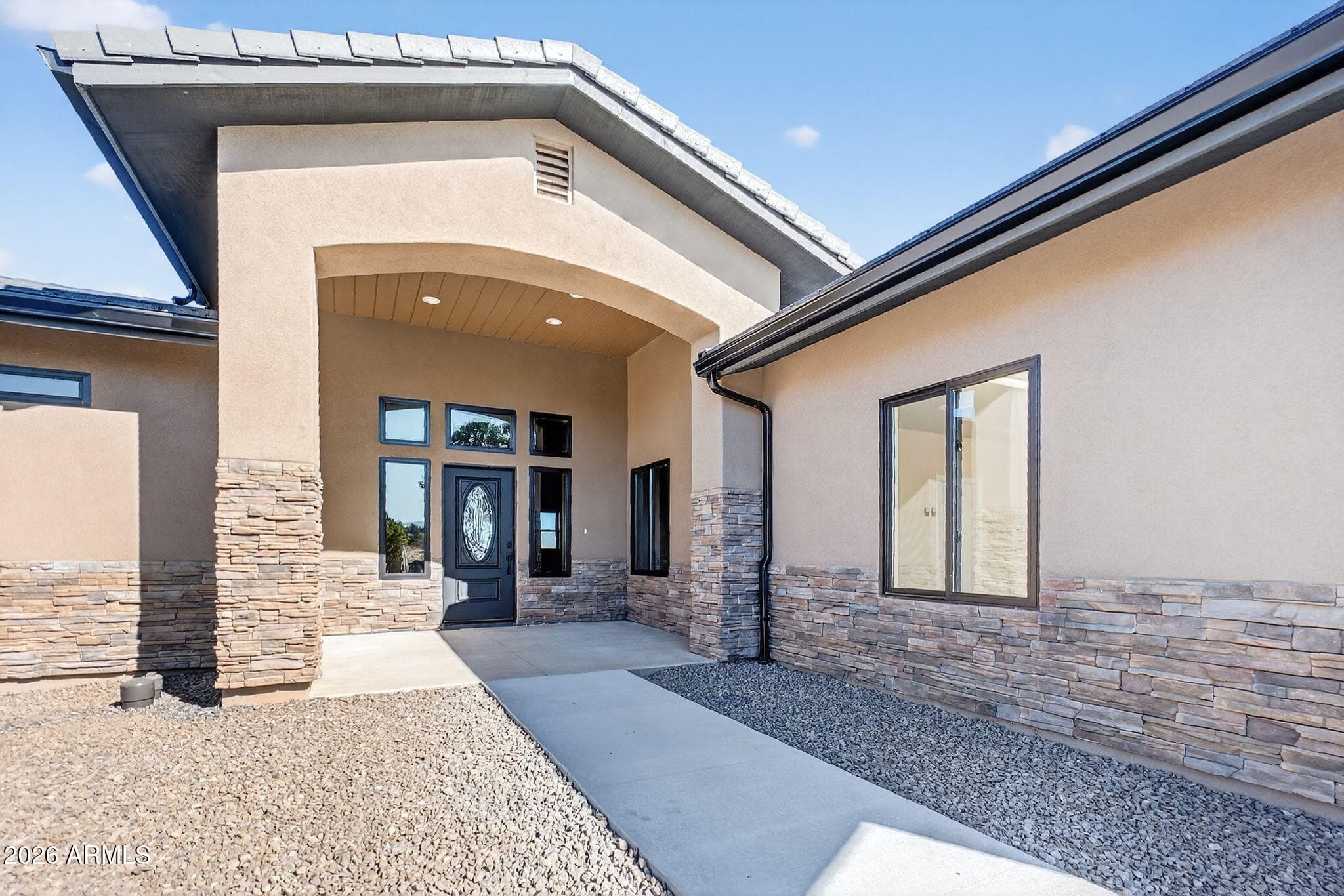 2108 Lakewood Dr — photo 2