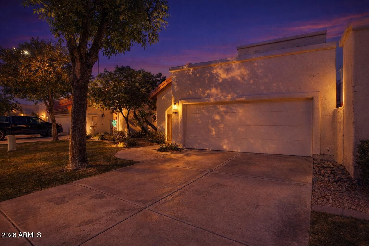 1906 E Calle De Arcos Dr — photo 2