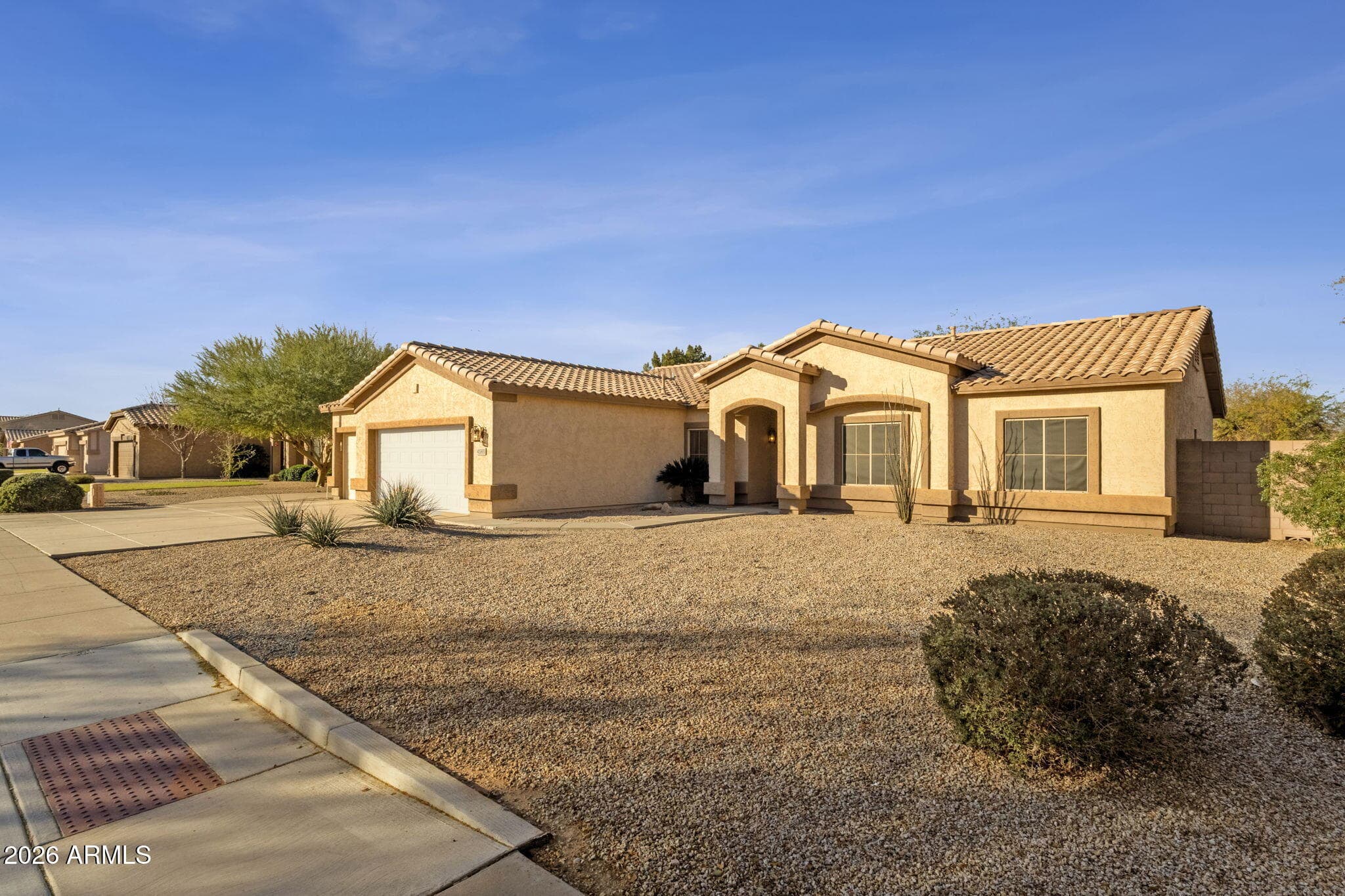4560 S Springs Dr — photo 1