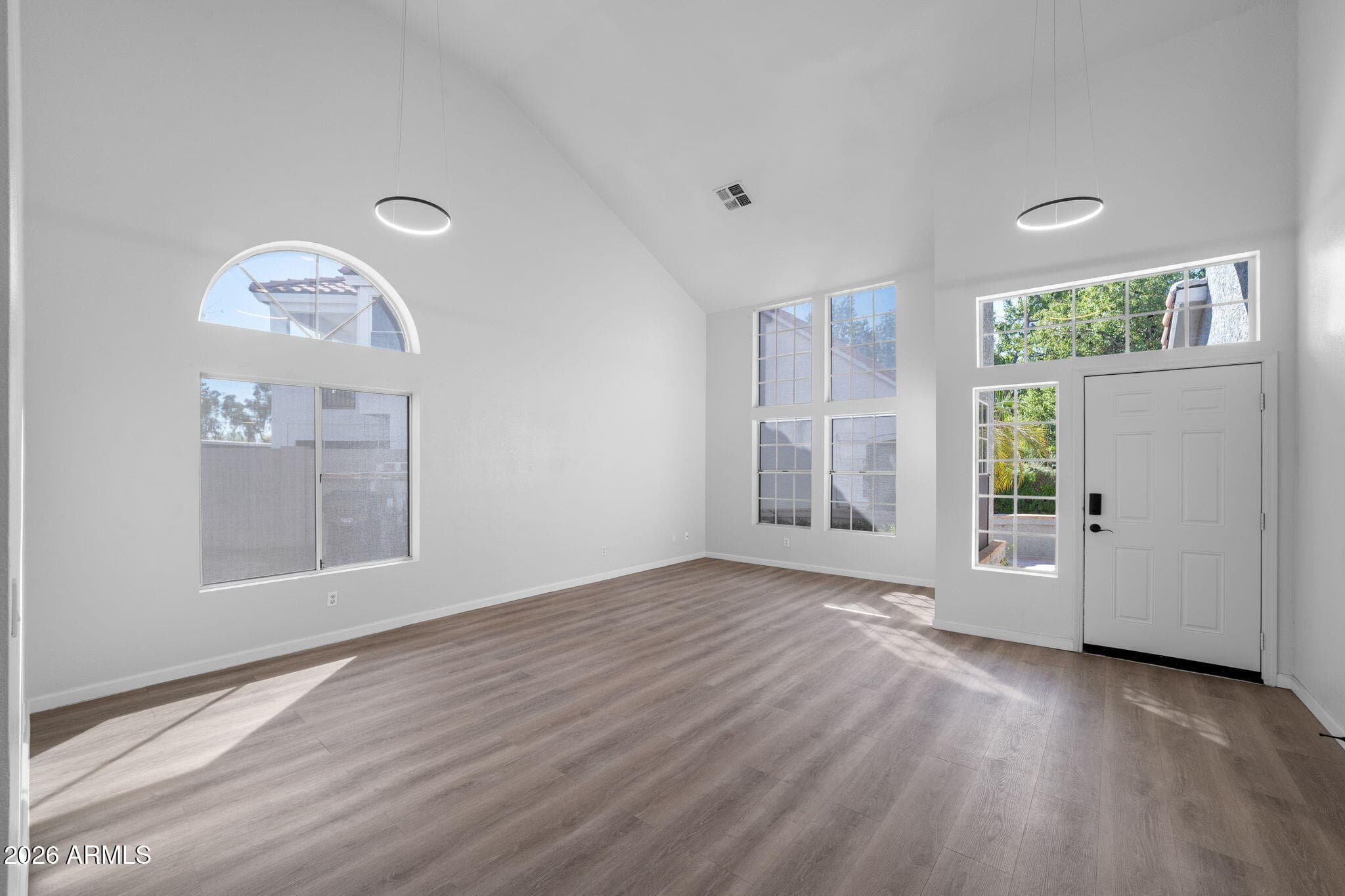 1405 N Jamaica Way — photo 2