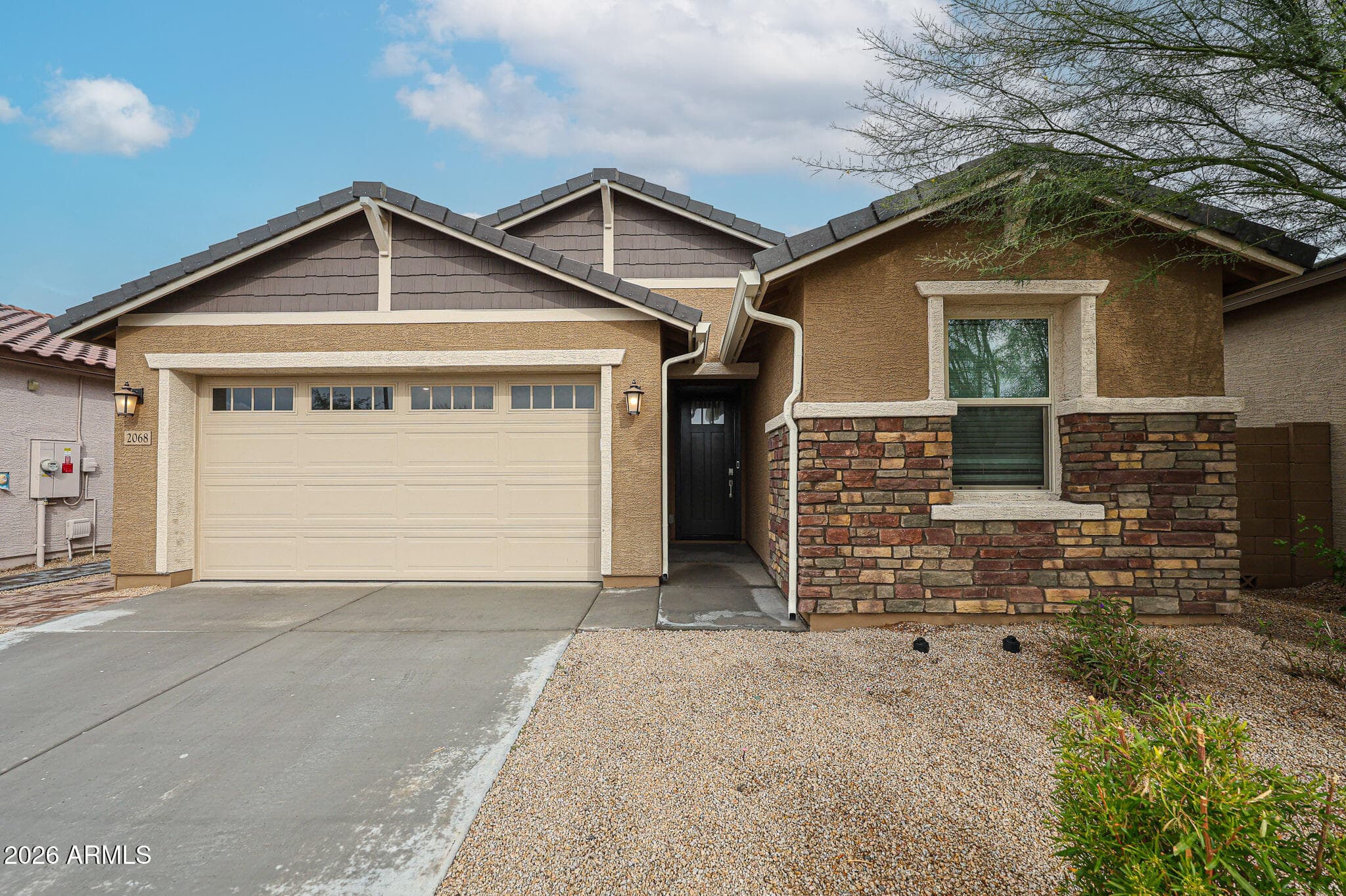 2068 W Sierra Sunset Trail — photo 1