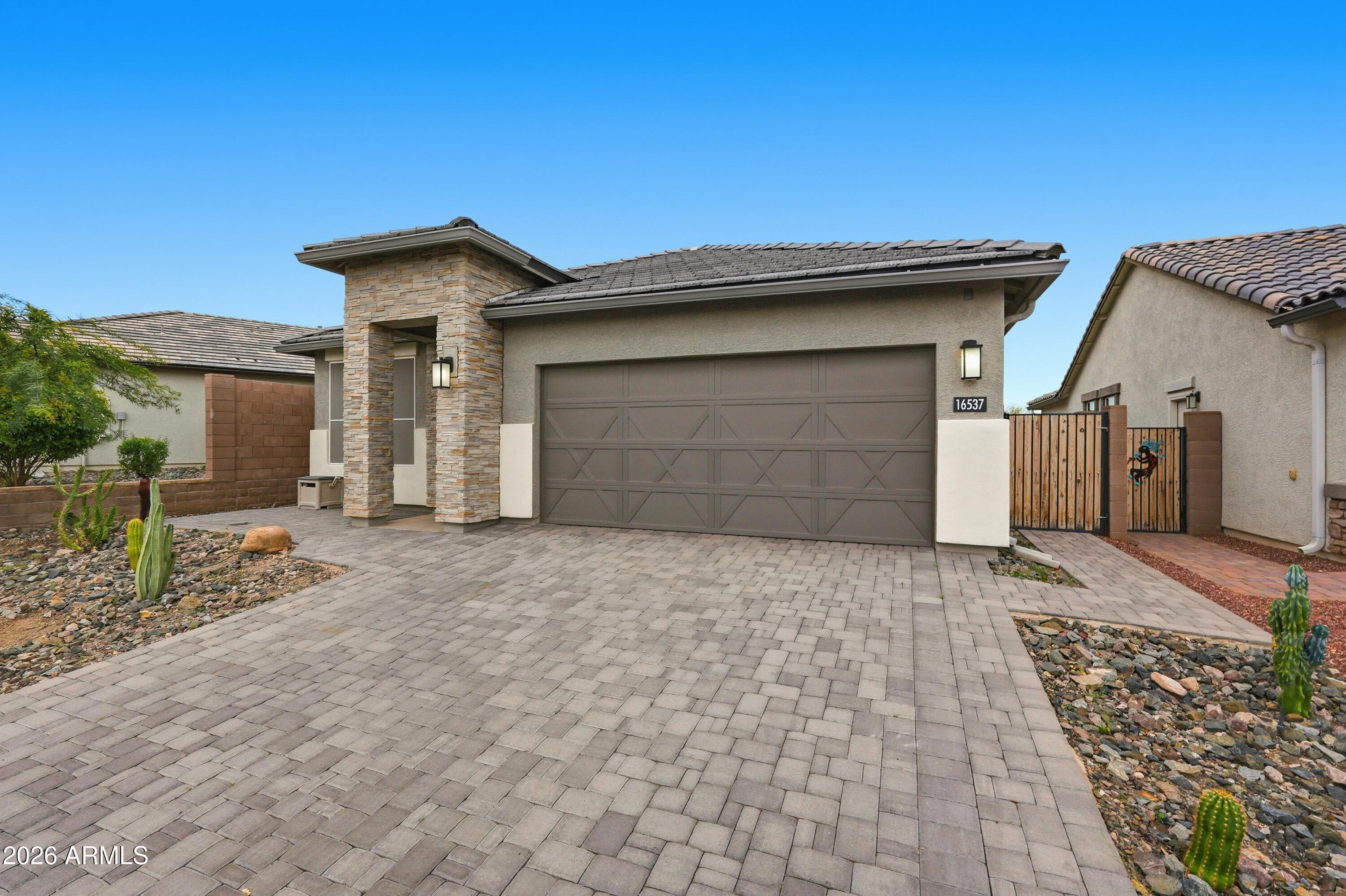 16537 W Hayley Way — photo 2