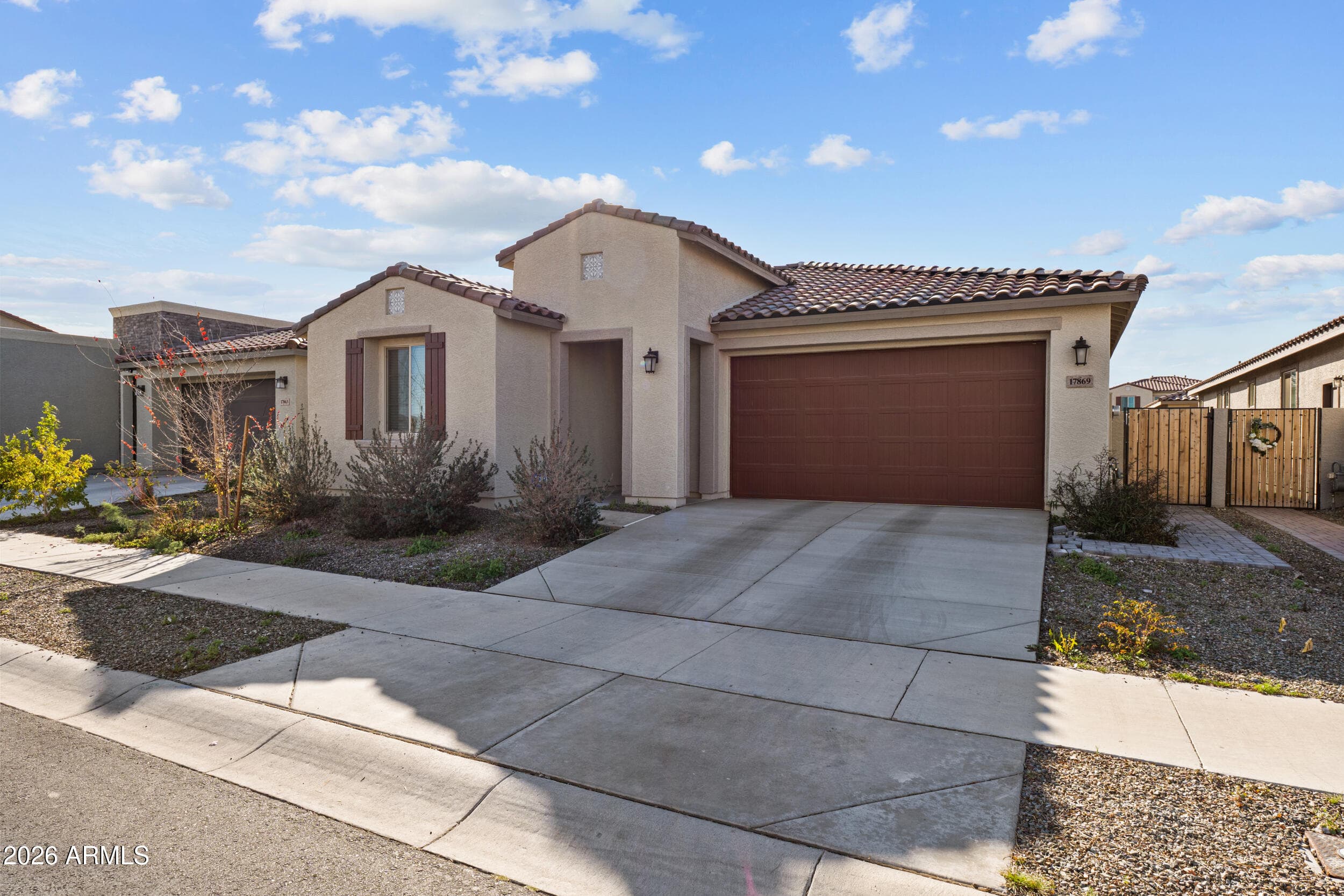 17869 W Indigo Brush Rd — photo 2