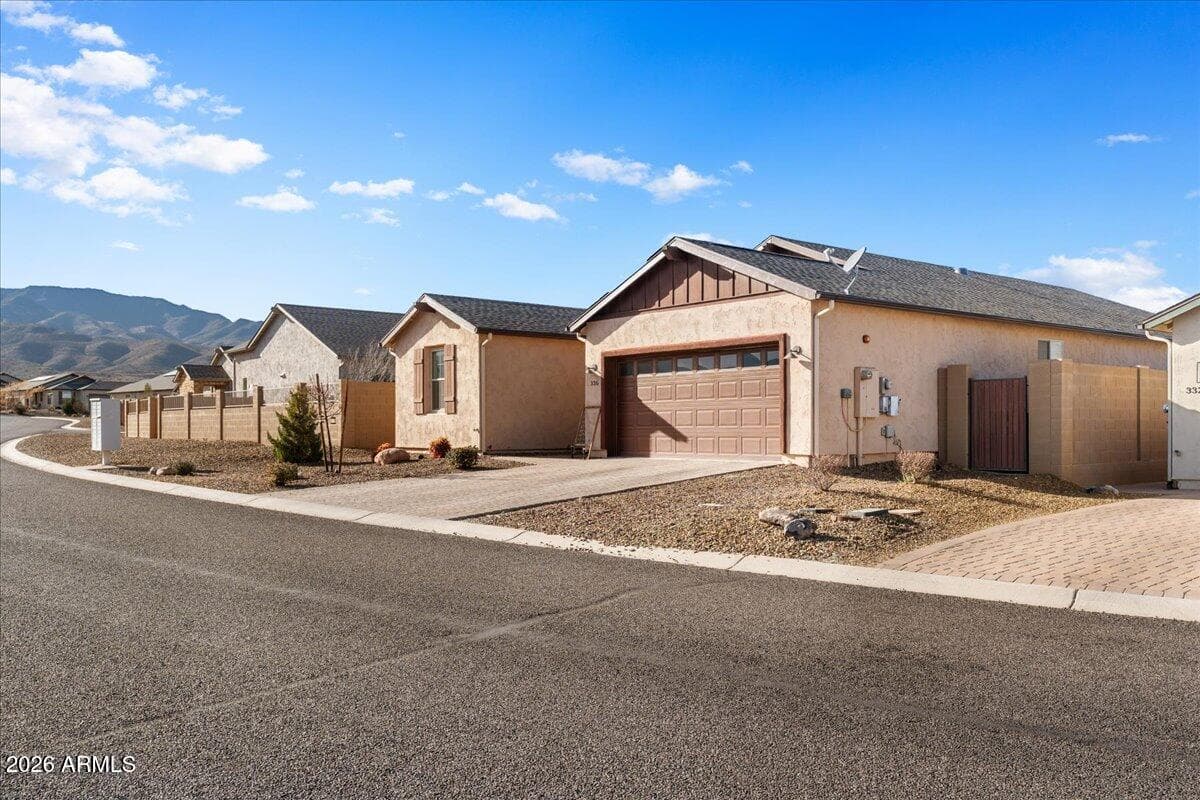 336 Laughing Hill Dr — photo 2