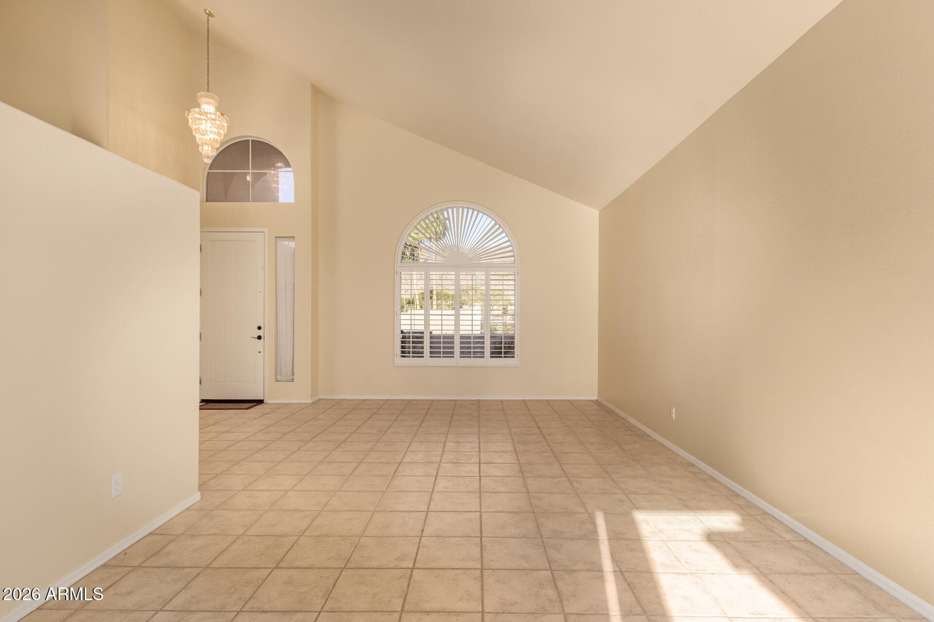 1219 E Granite View Dr — photo 2