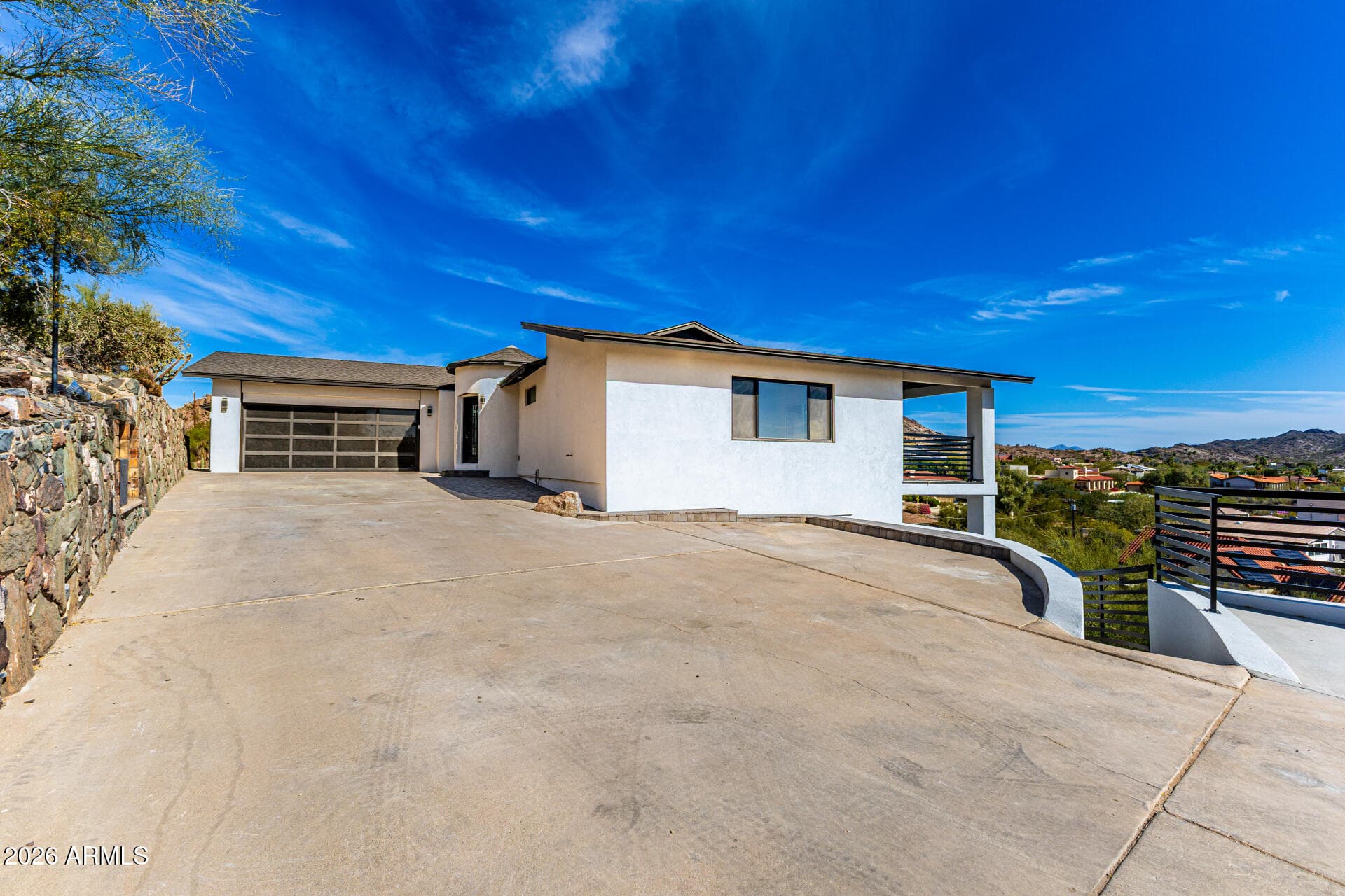 1402 E LAS PALMARITAS DR - Photo 4