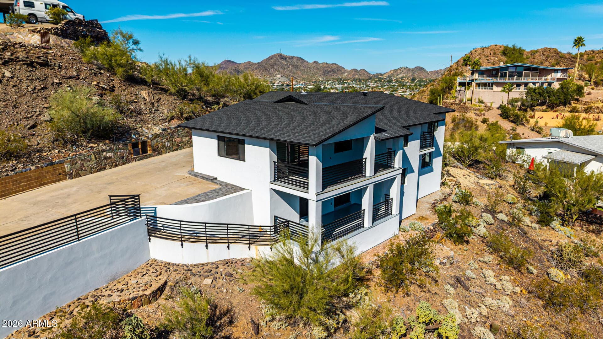 1402 E LAS PALMARITAS DR - Photo 2