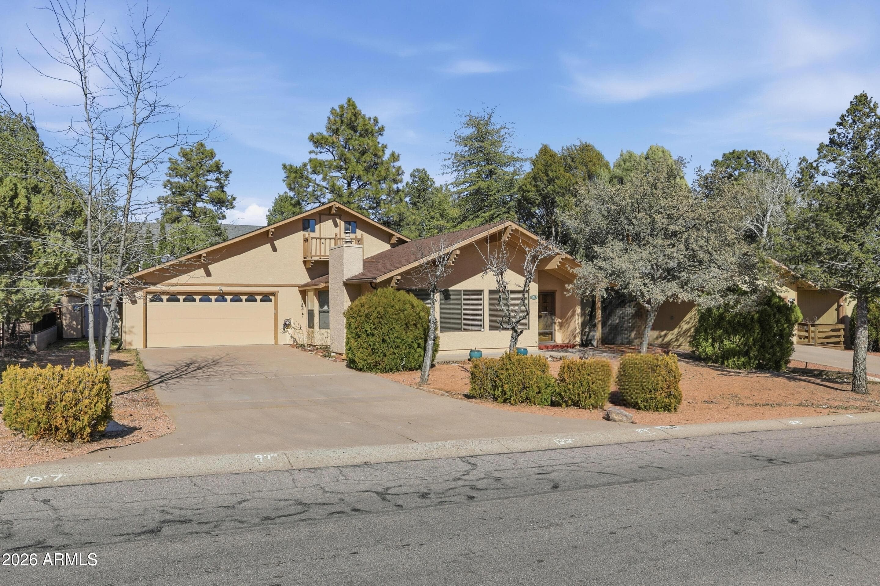 504 W Sherwood Dr — photo 2