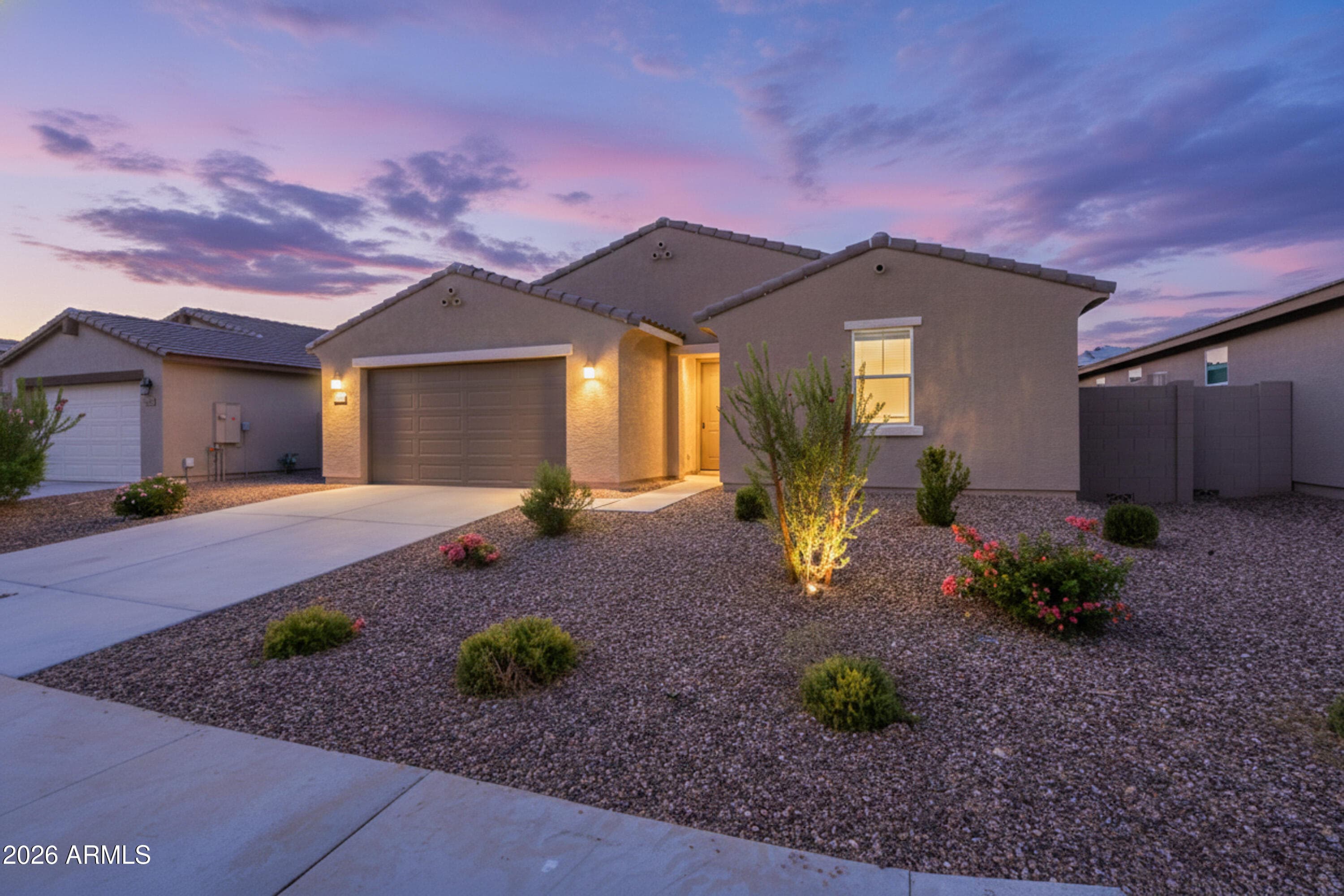 3104 E Bee Trail — photo 1