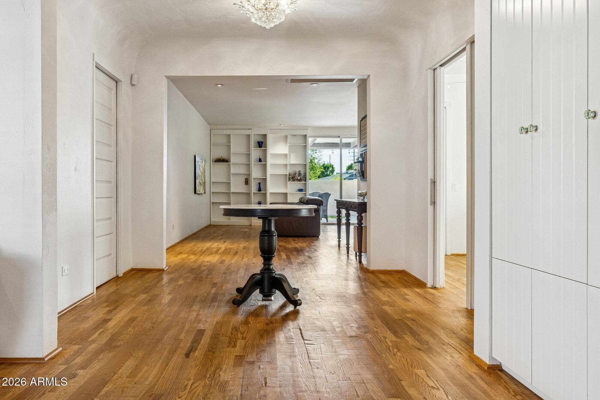 307 E Catalina Dr — photo 1