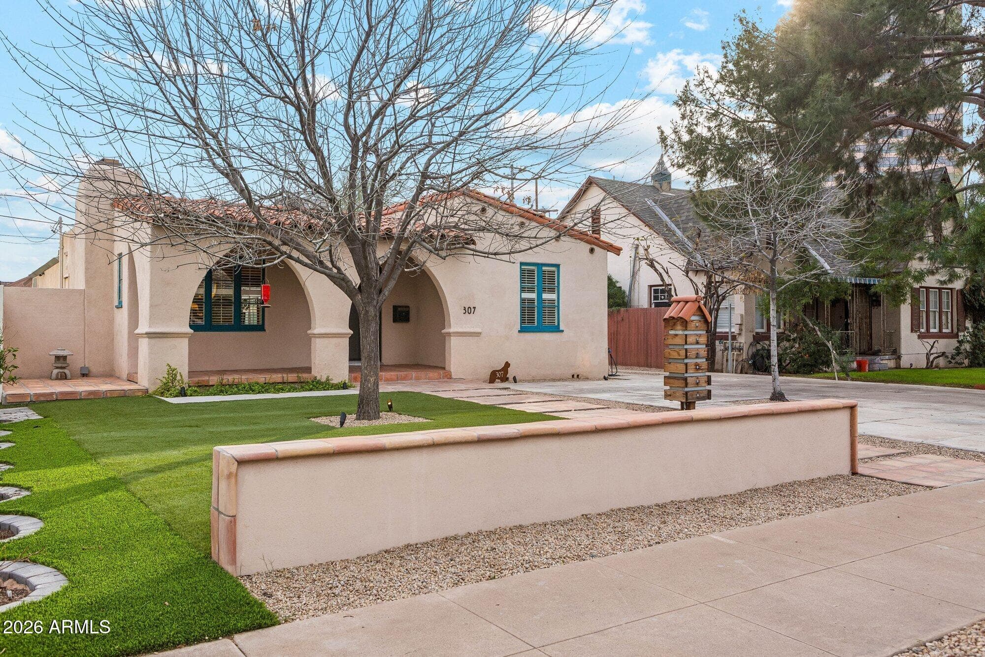 307 E Catalina Dr — photo 32
