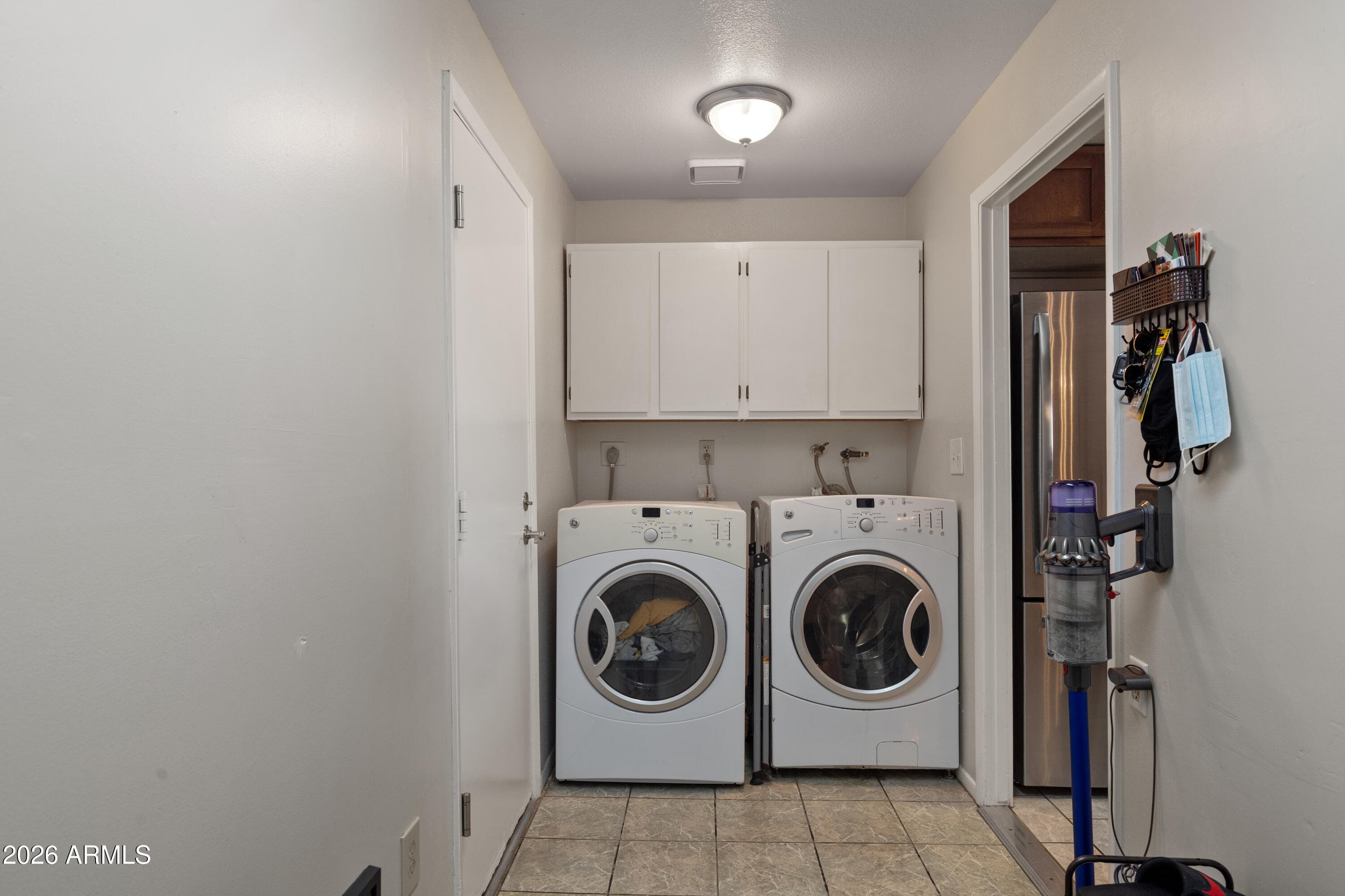520 E Watson Dr — photo 23