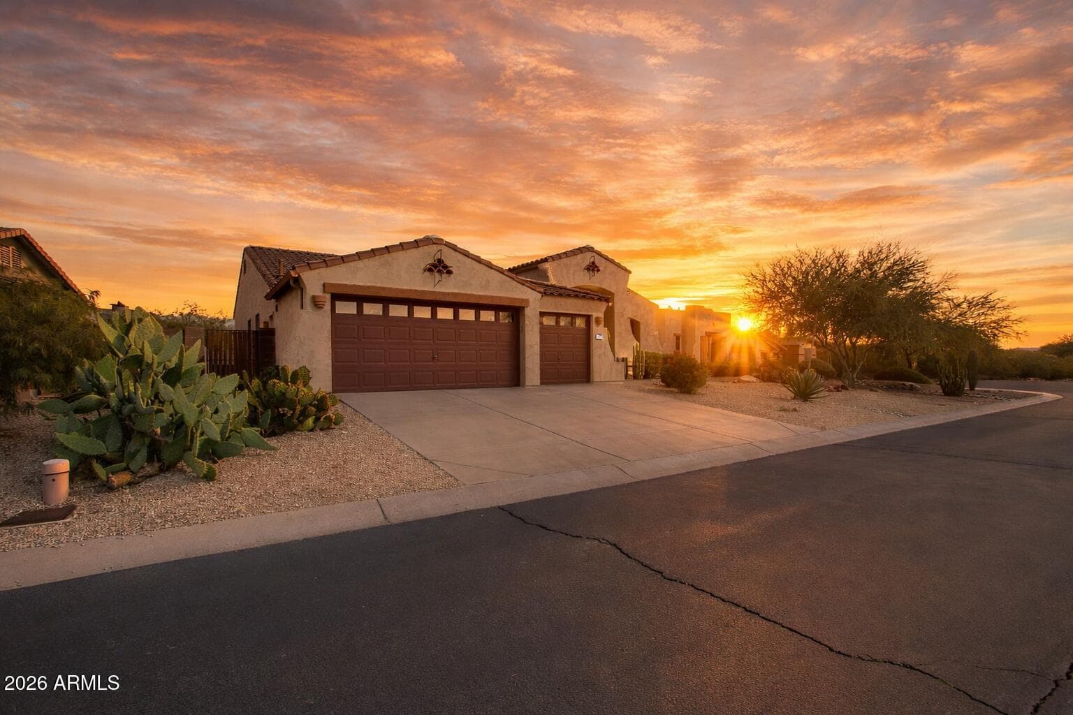 8297 S Desert Preserve Ct — photo 1