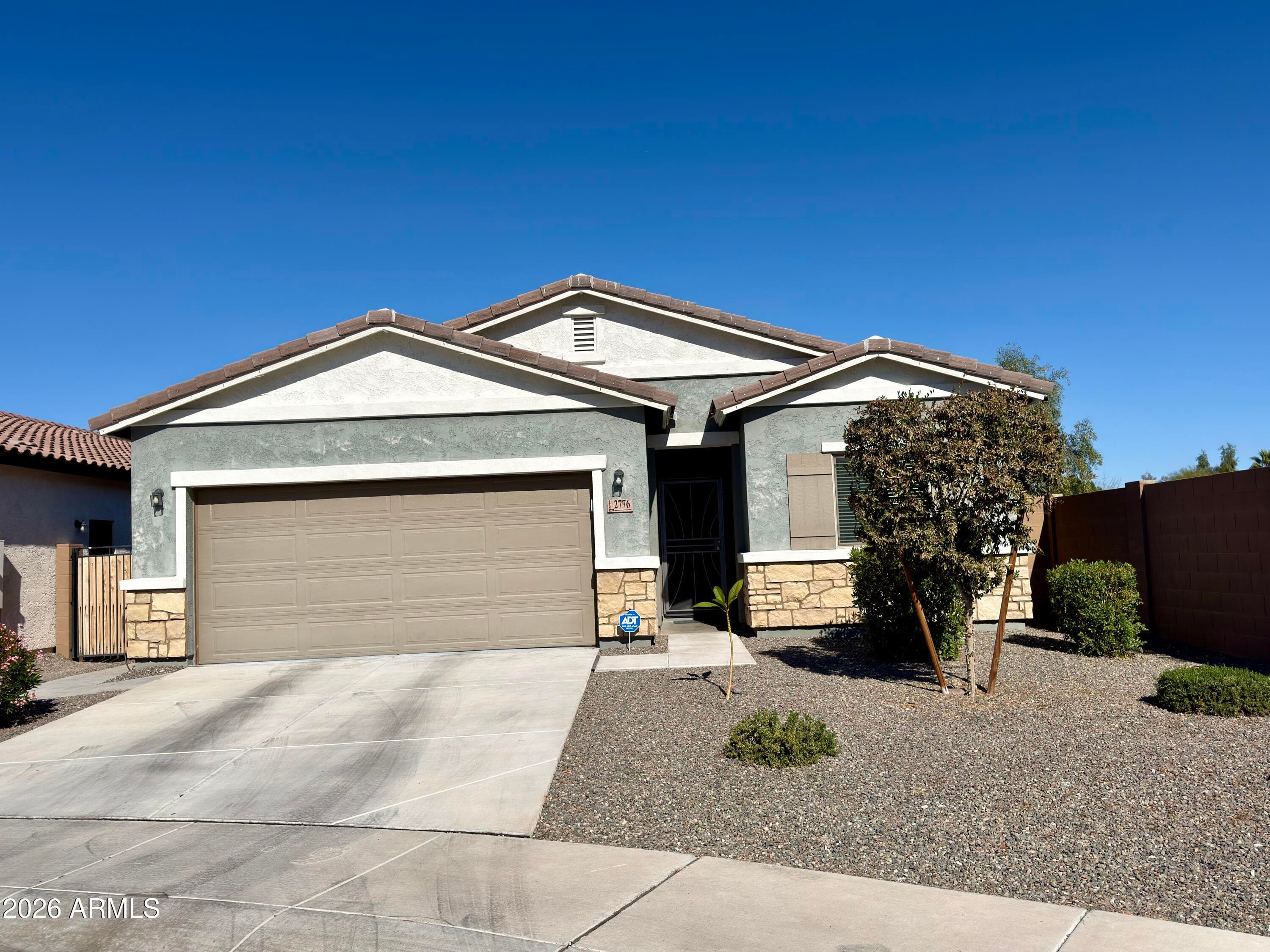 2776 E Sequoia Dr — photo 2