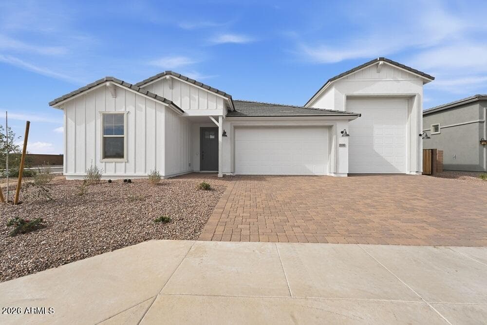 37690 N Plumbago Rd — photo 1