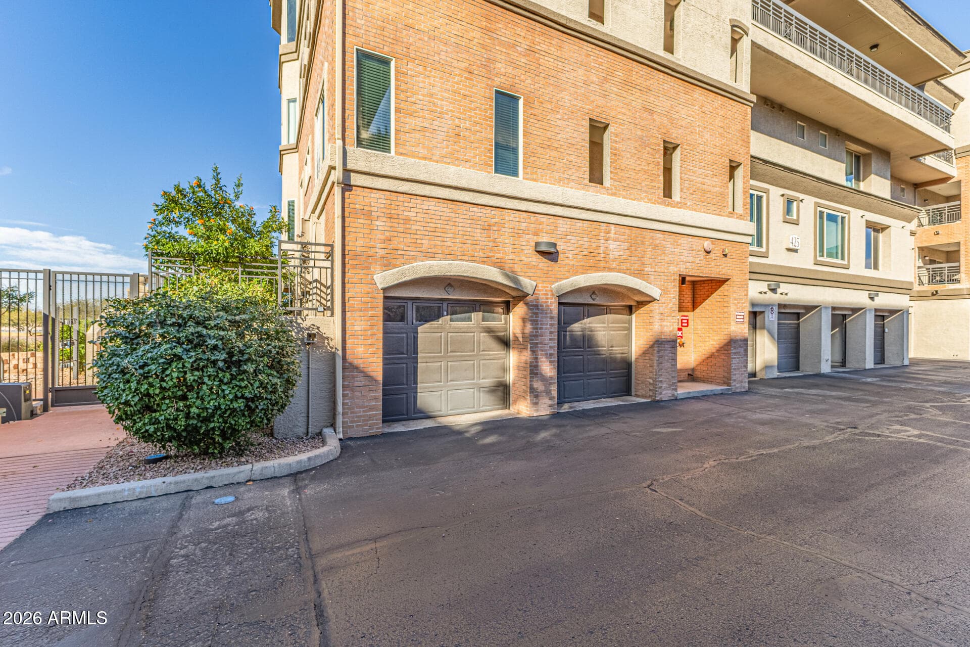 425 W RIO SALADO PARKWAY - Photo 3