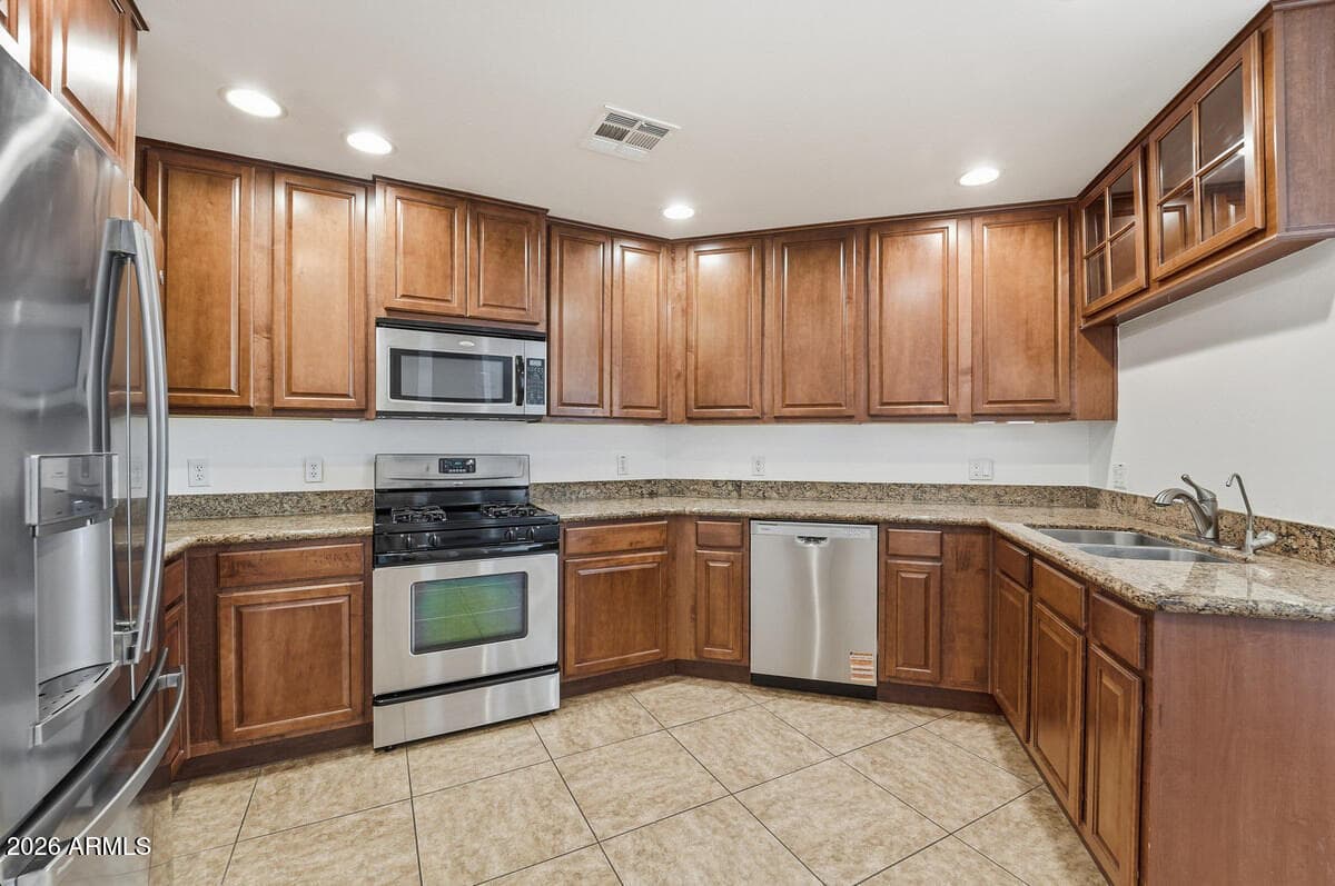 5450 E Deer Valley Dr 2210 — photo 2