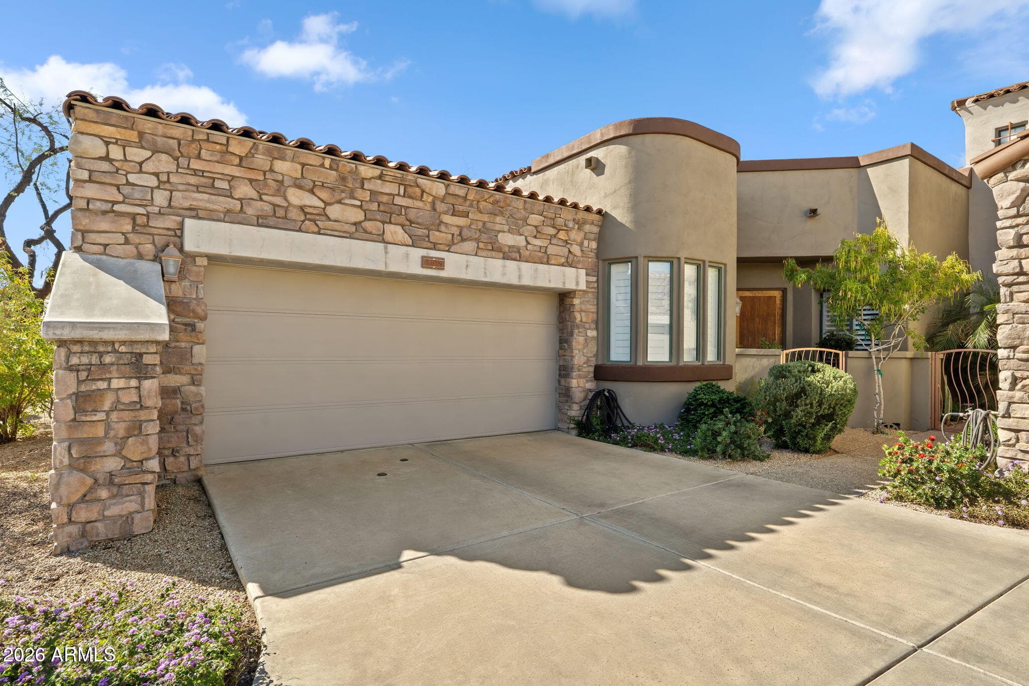 19550 N Grayhawk Dr 1108 — photo 1