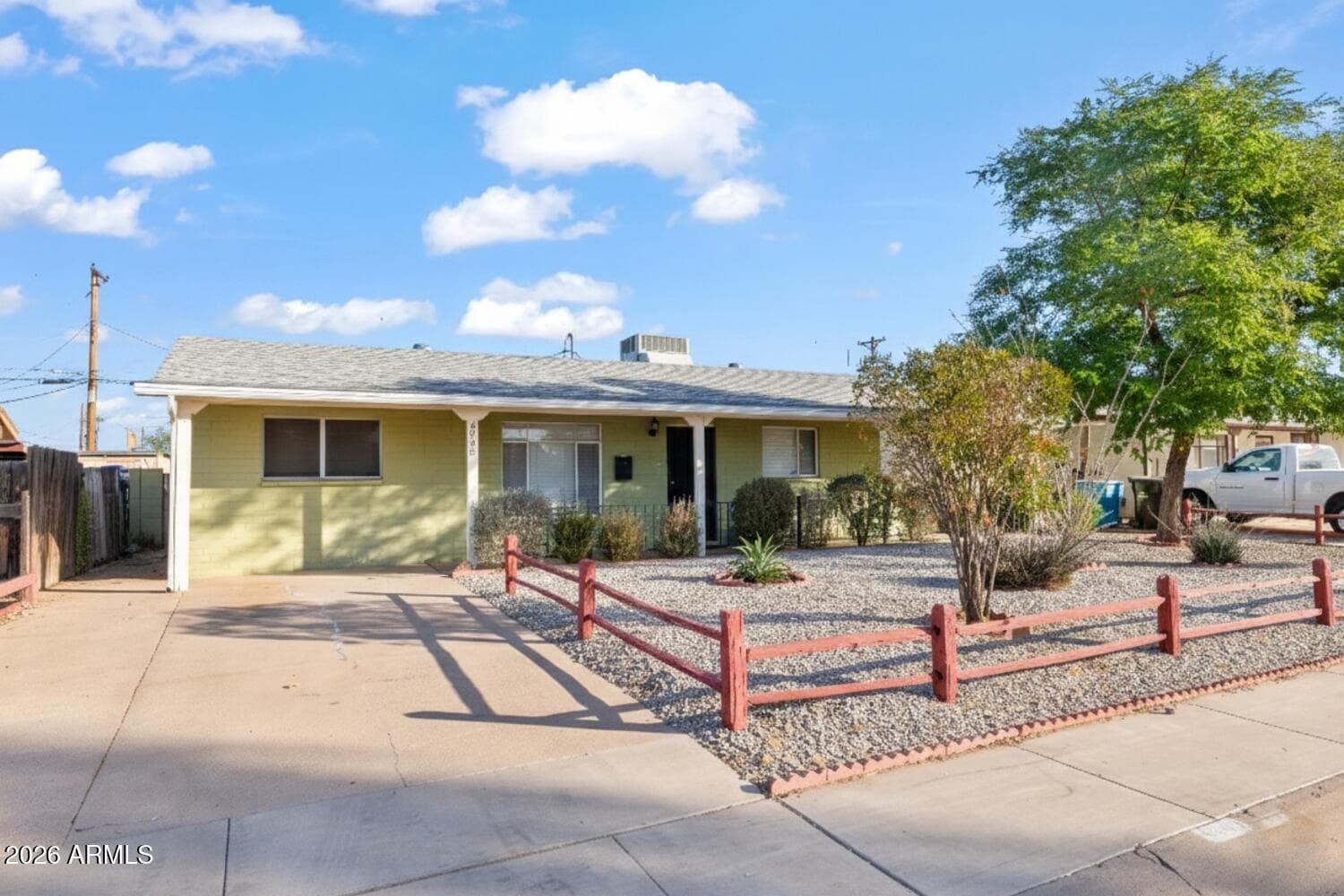4848 W Highland Ave — photo 1