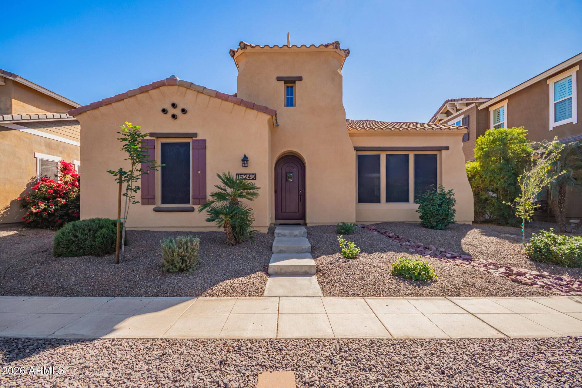 15249 W DAHLIA DR - Photo 2