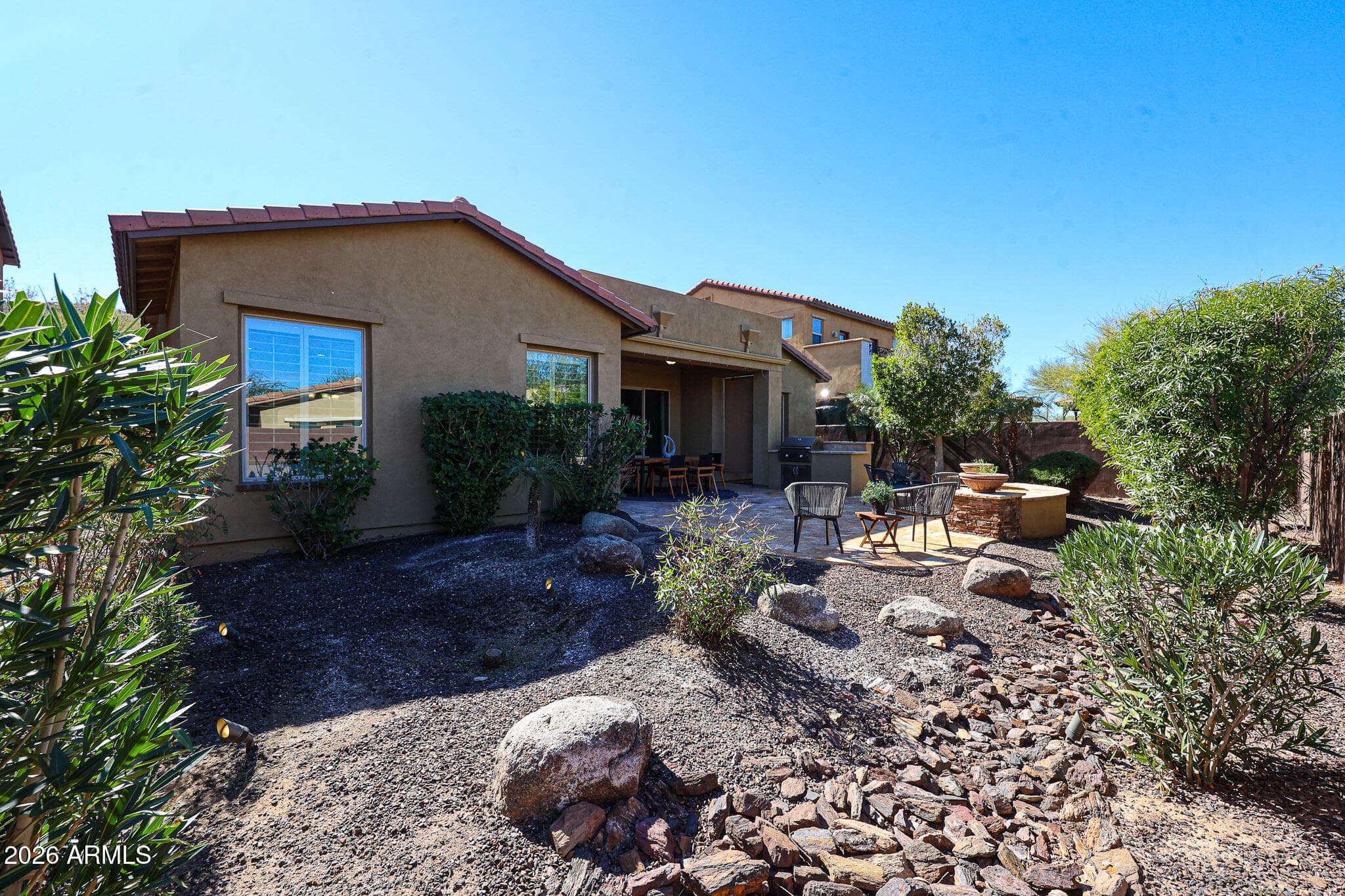 2320 E Allen St — photo 56