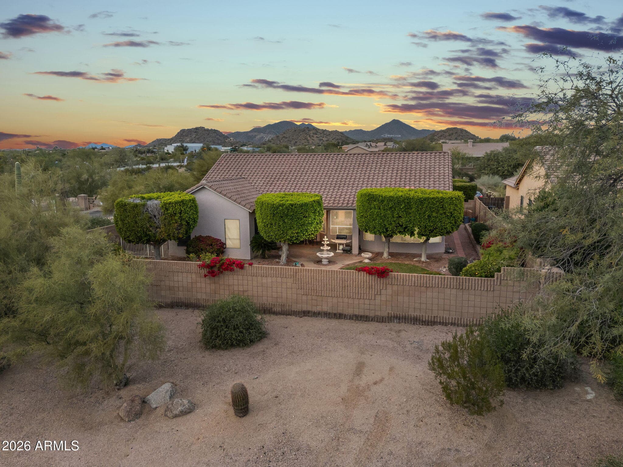 9513 E Knoll Circle — photo 2