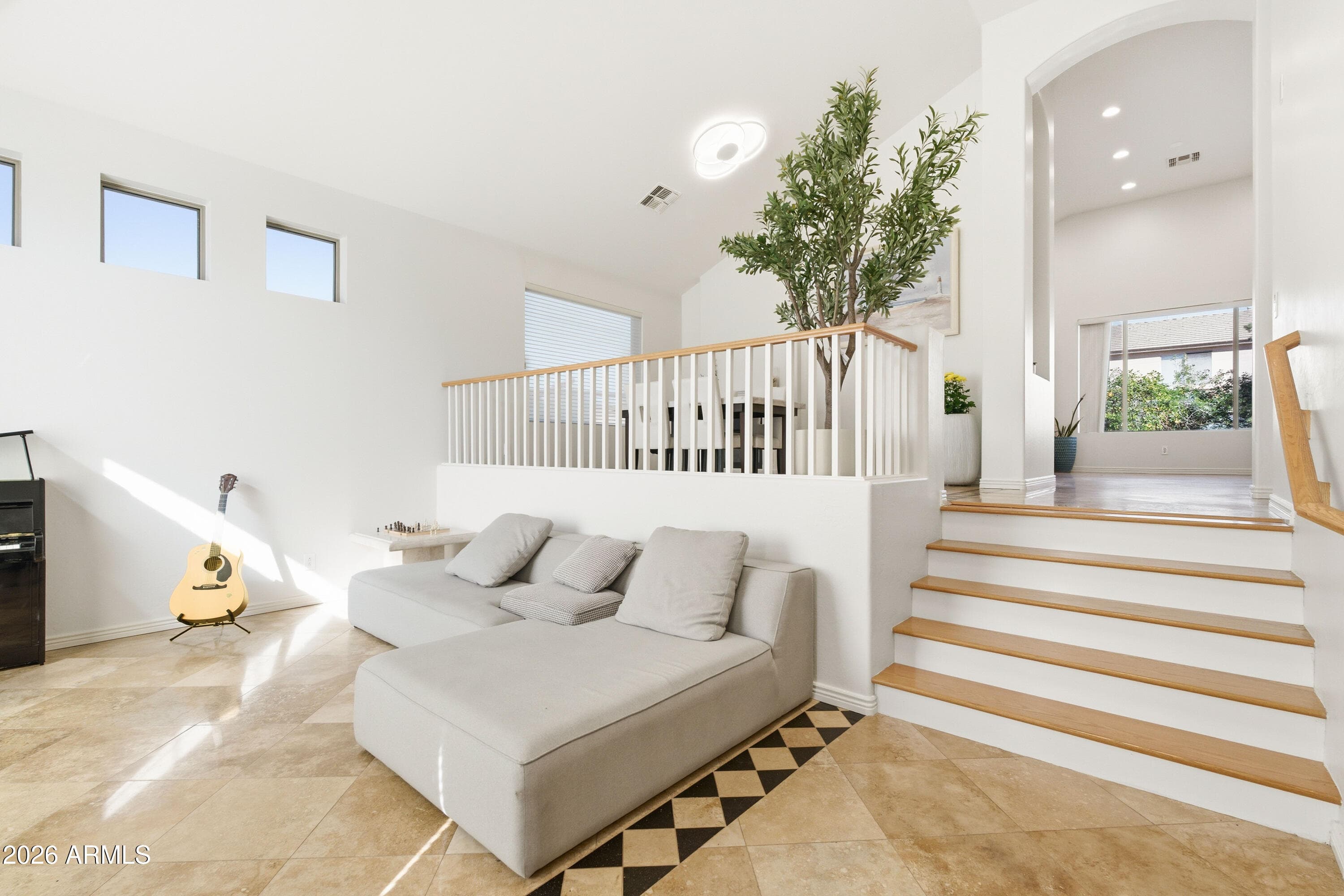 66 E Julian Dr — photo 2
