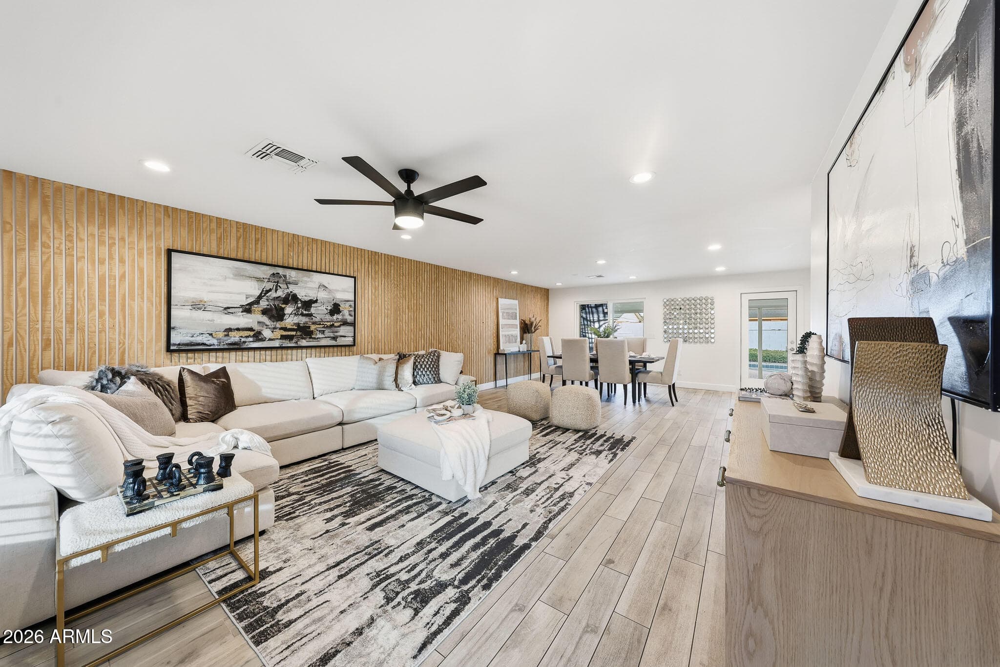 3625 N Hayden Rd — photo 2