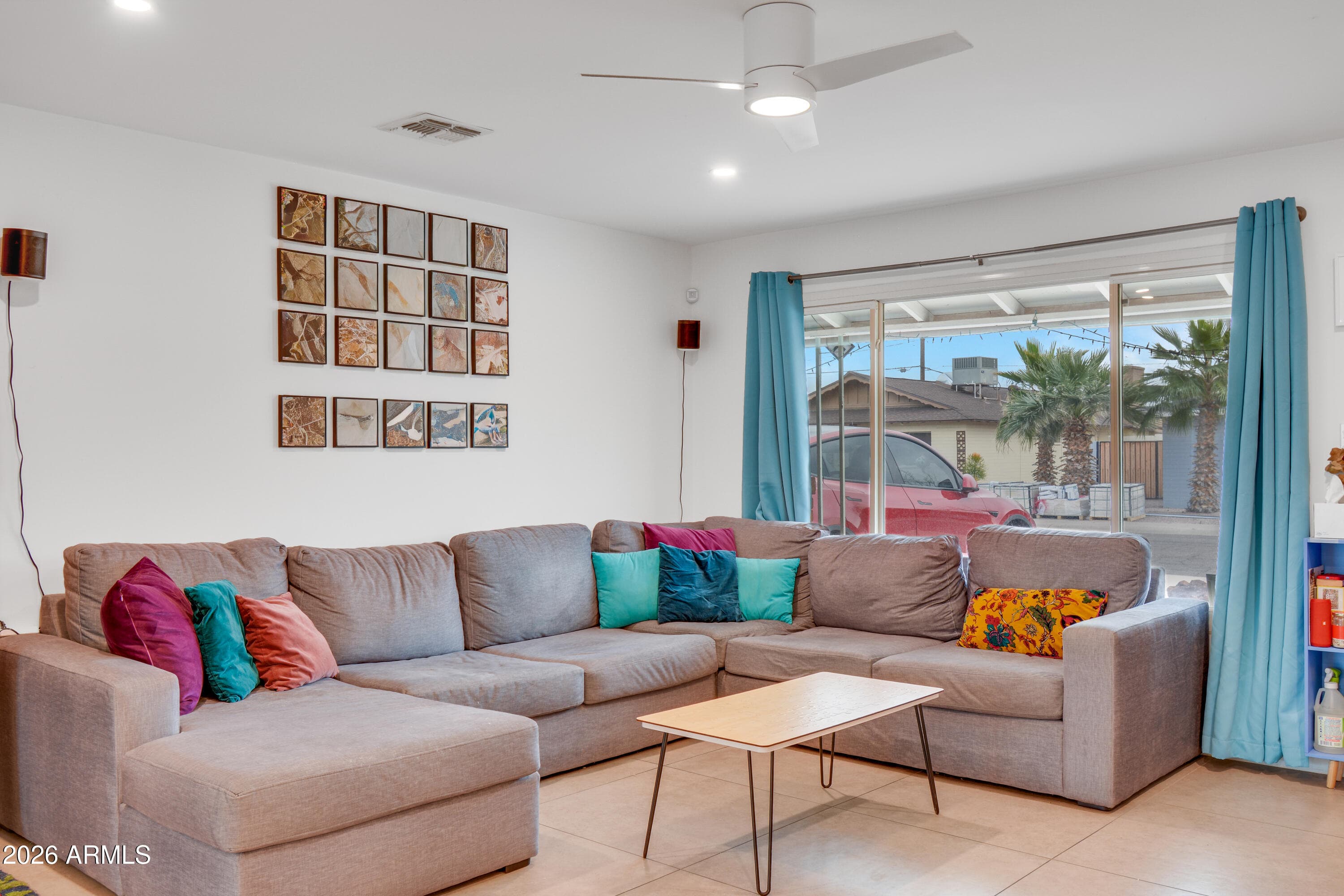 8544 E Keim Dr — photo 2