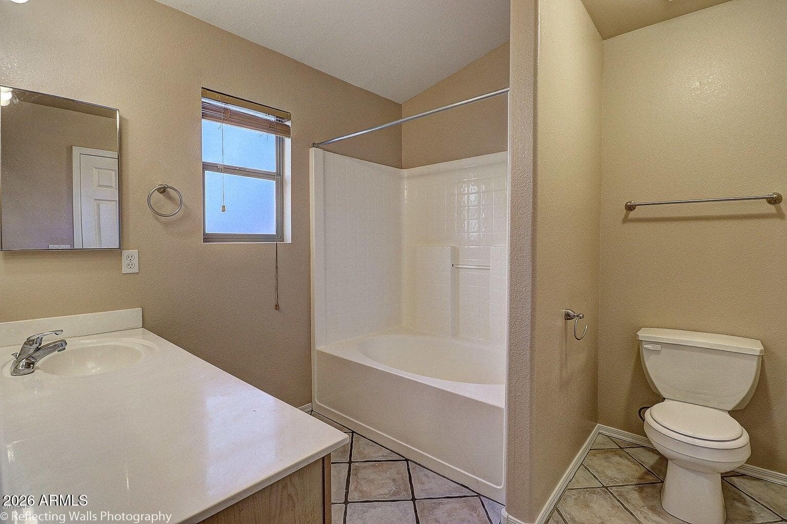9958 N 94th Ave — photo 12