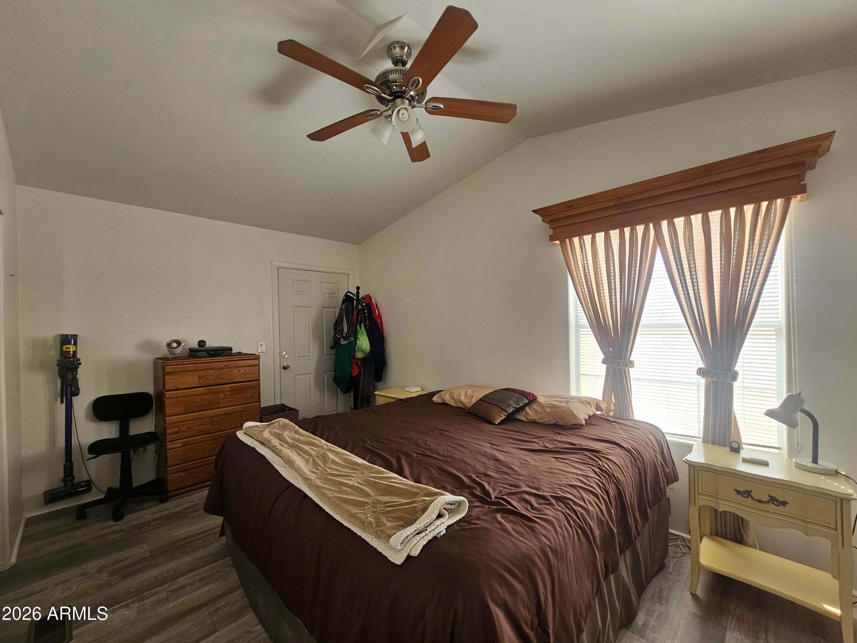 8700 E UNIVERSITY DR - Photo 4