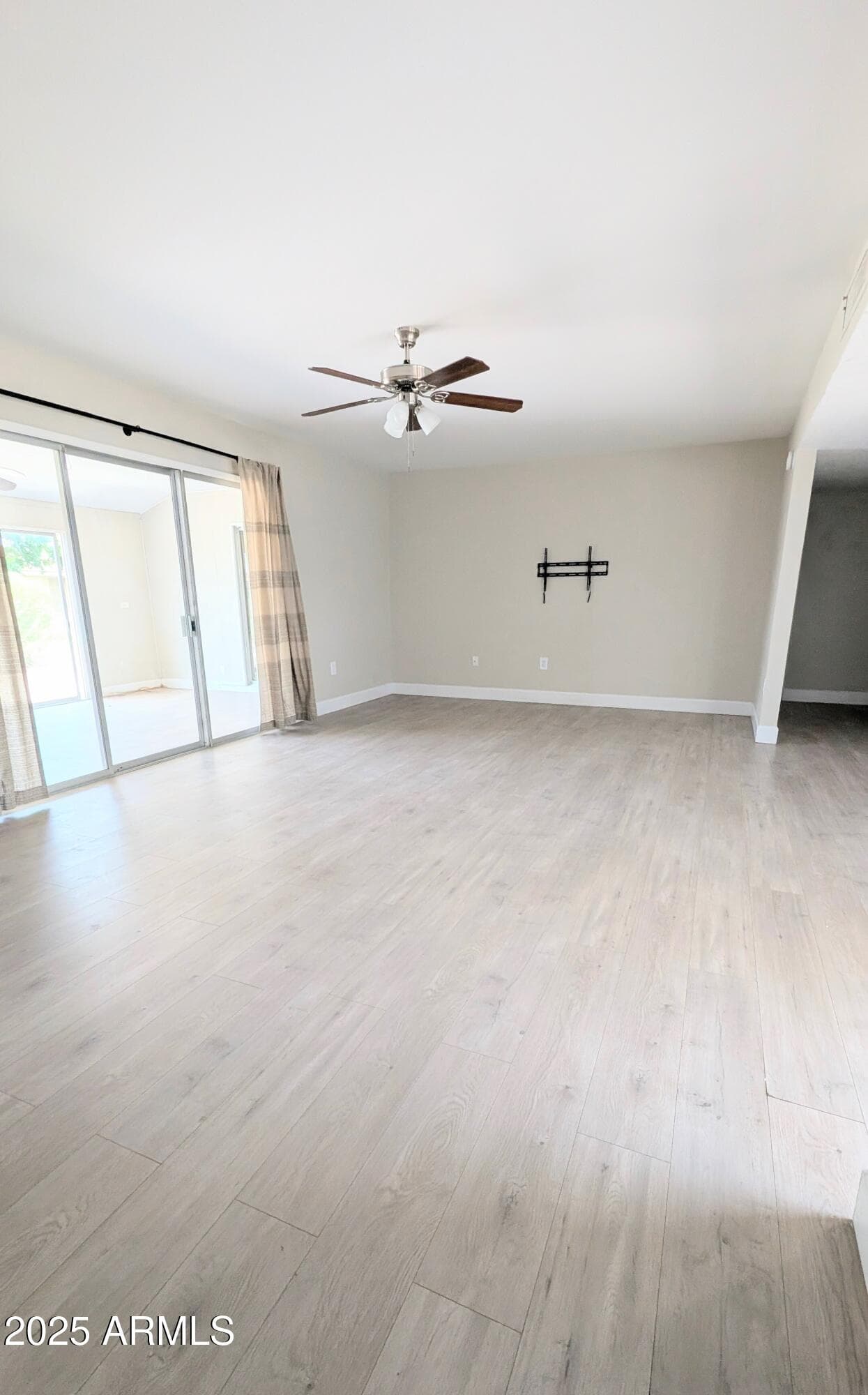 10510 W Camden Ave — photo 2