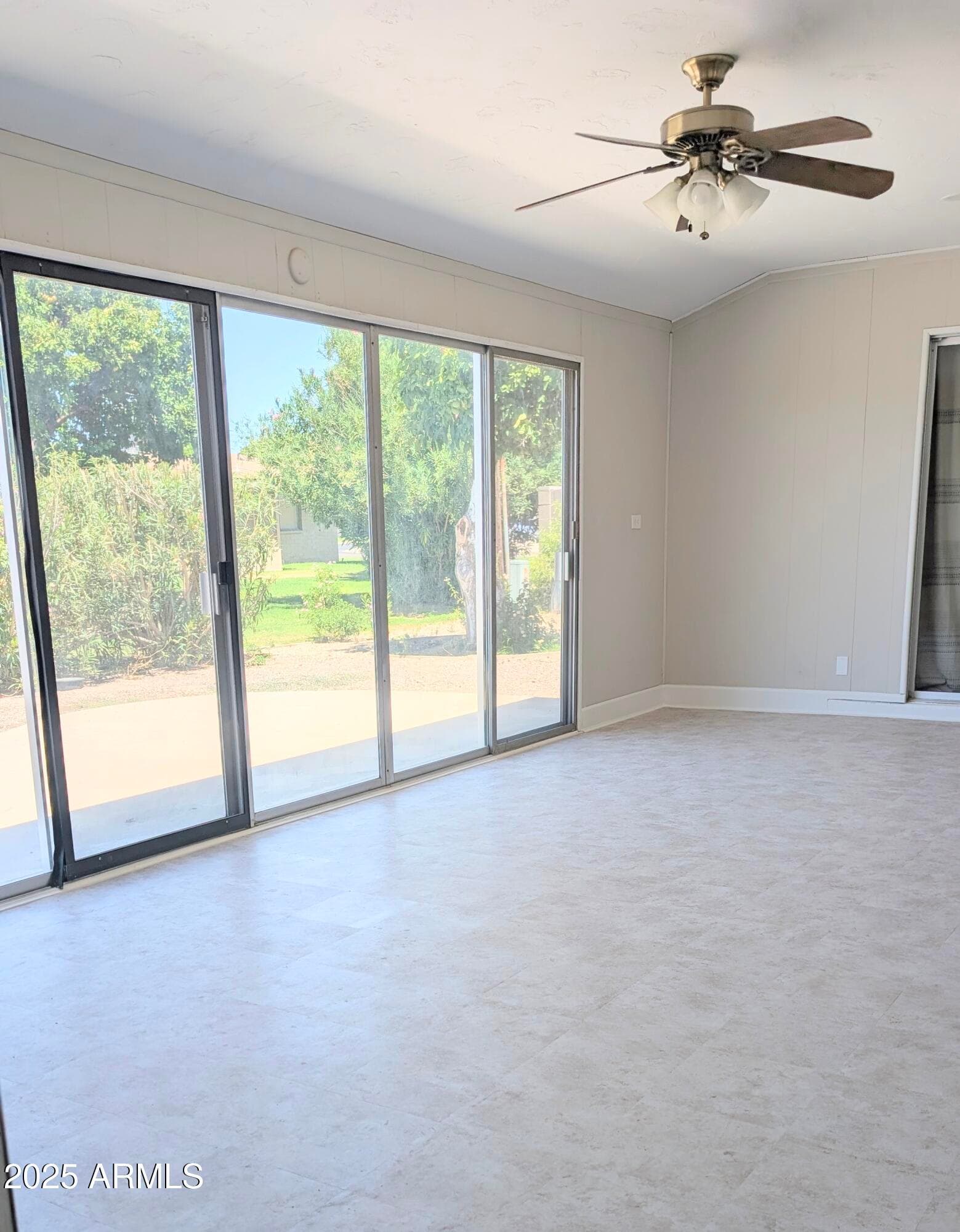 10510 W Camden Ave — photo 16