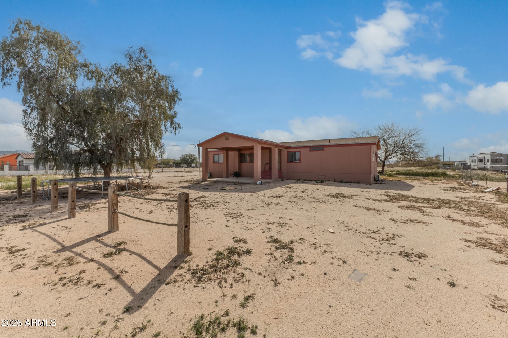 20815 W Rainbow Trail — photo 2