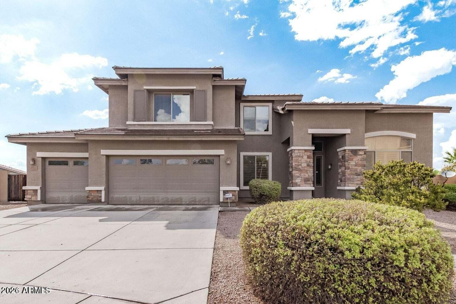 6228 N 77th Dr — photo 1