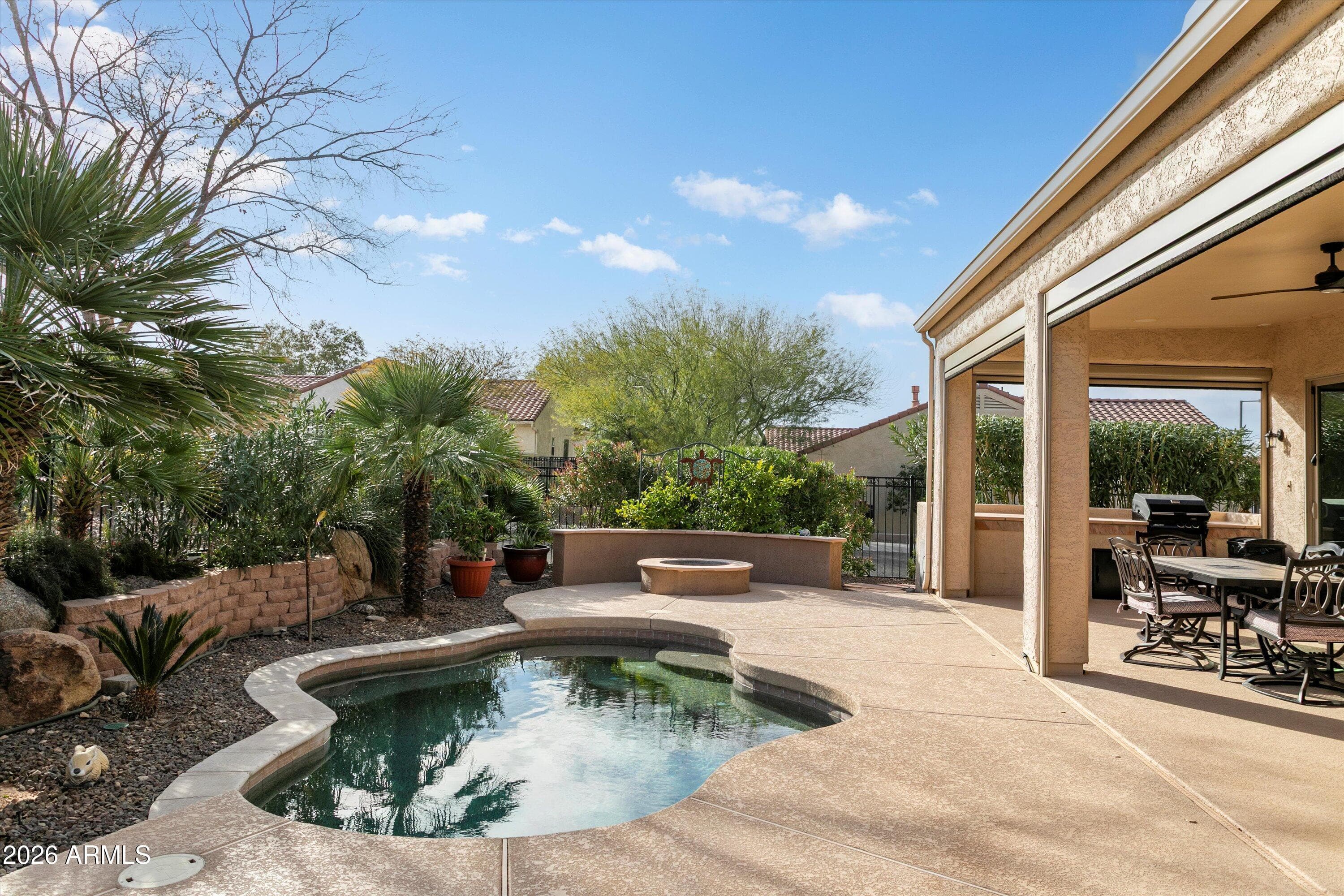 26847 W Potter Dr — photo 1