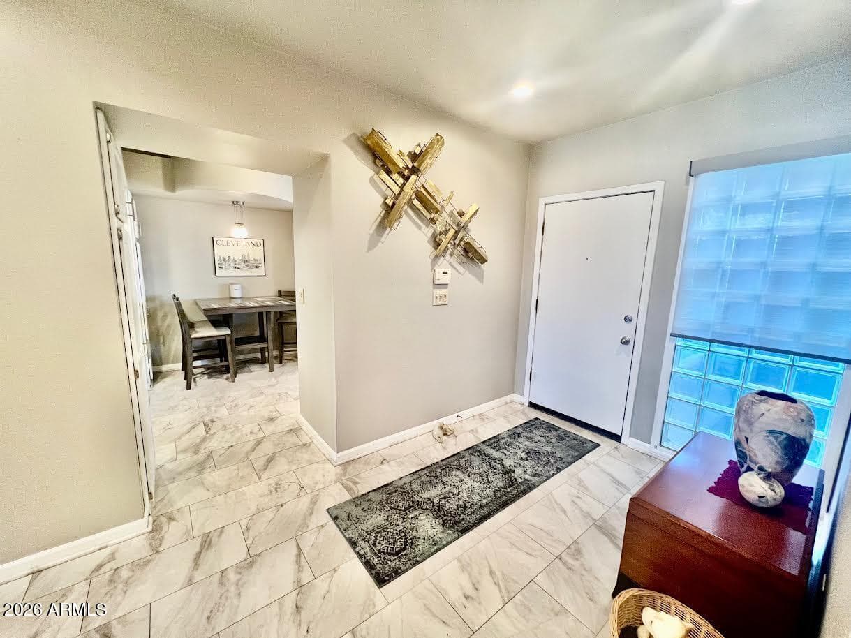 902 W GLENDALE AVE - Photo 4