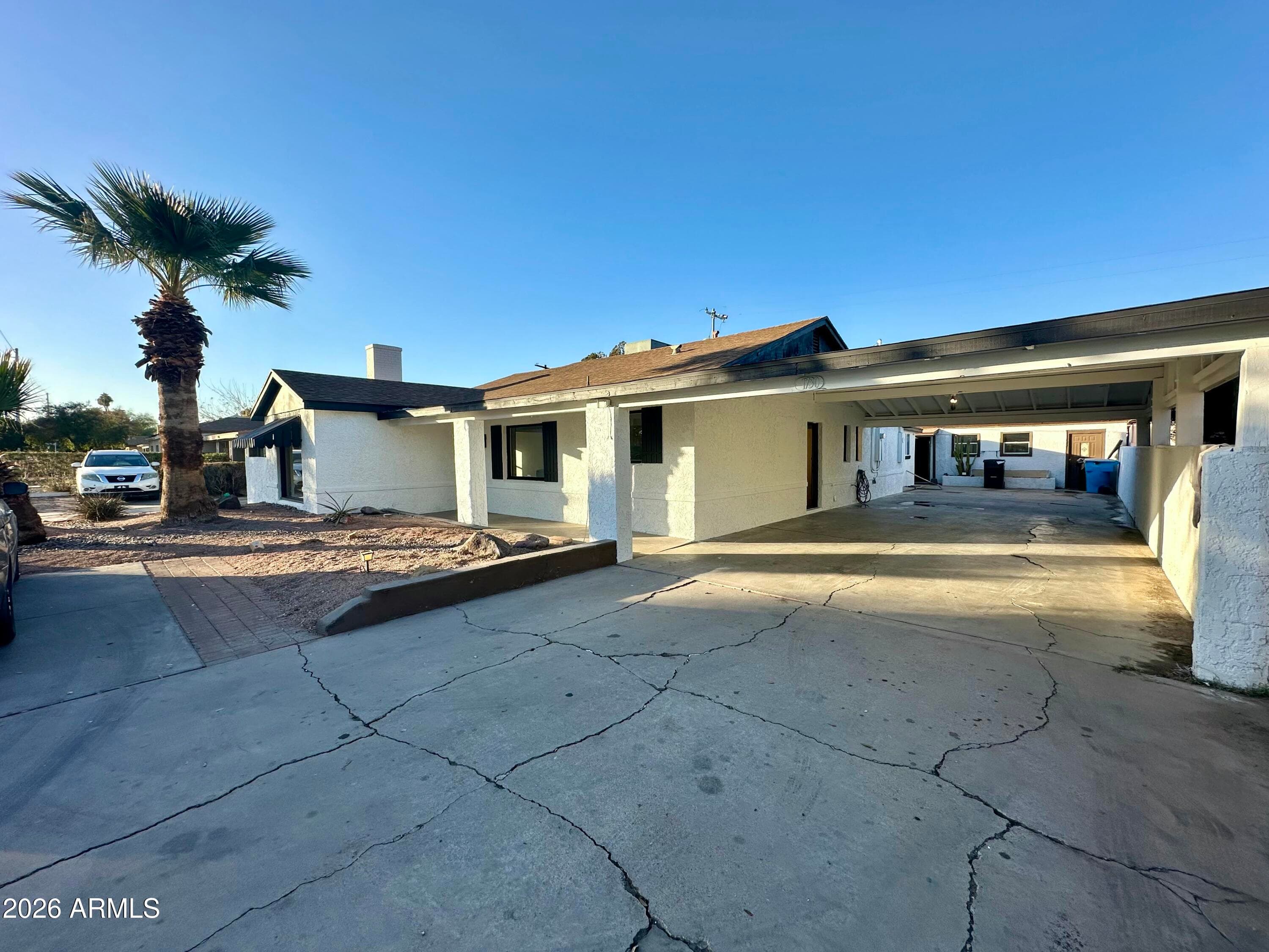 1730 W Thomas Rd — photo 1