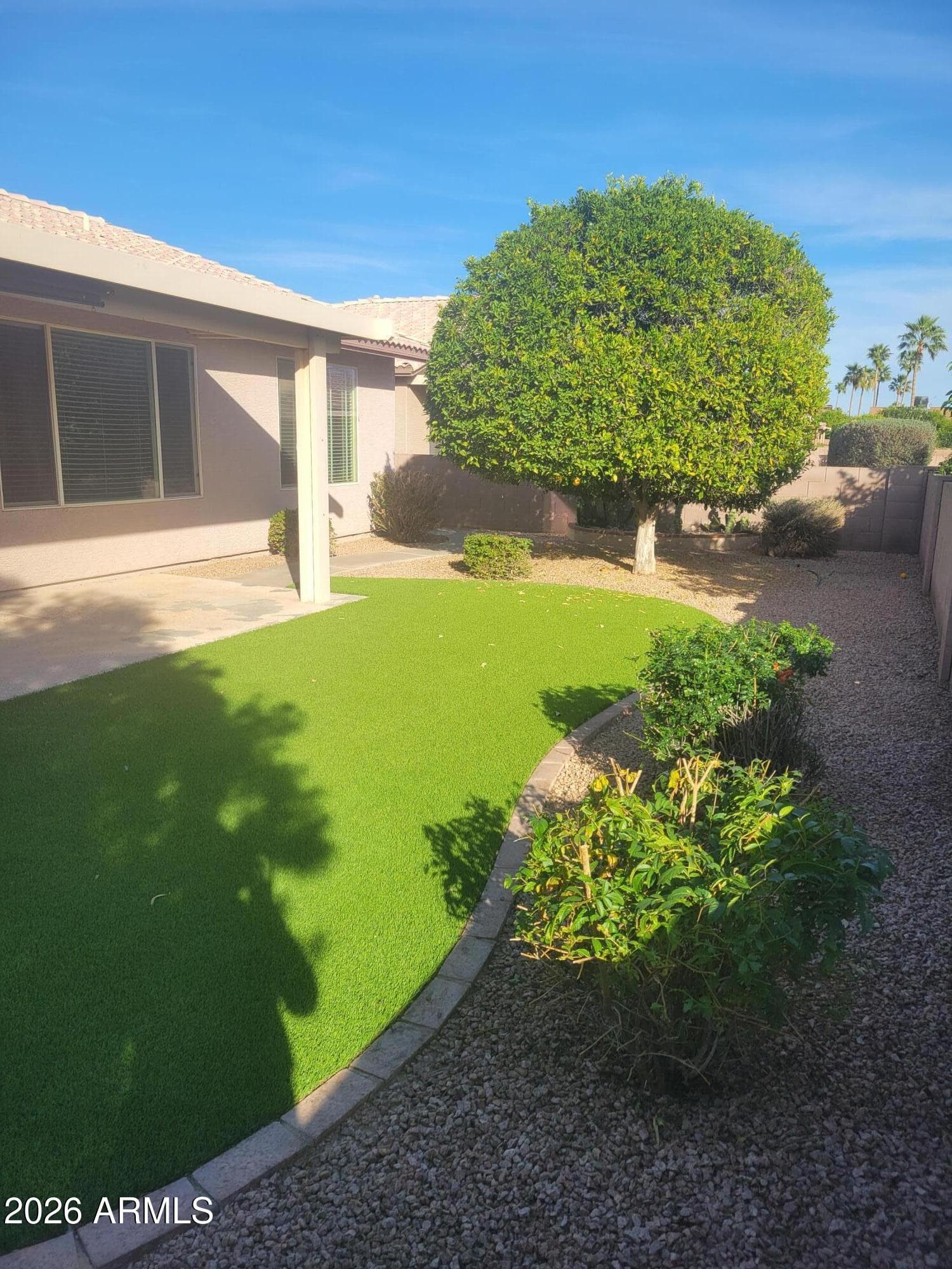 1435 E AUGUSTA AVE - Photo 4
