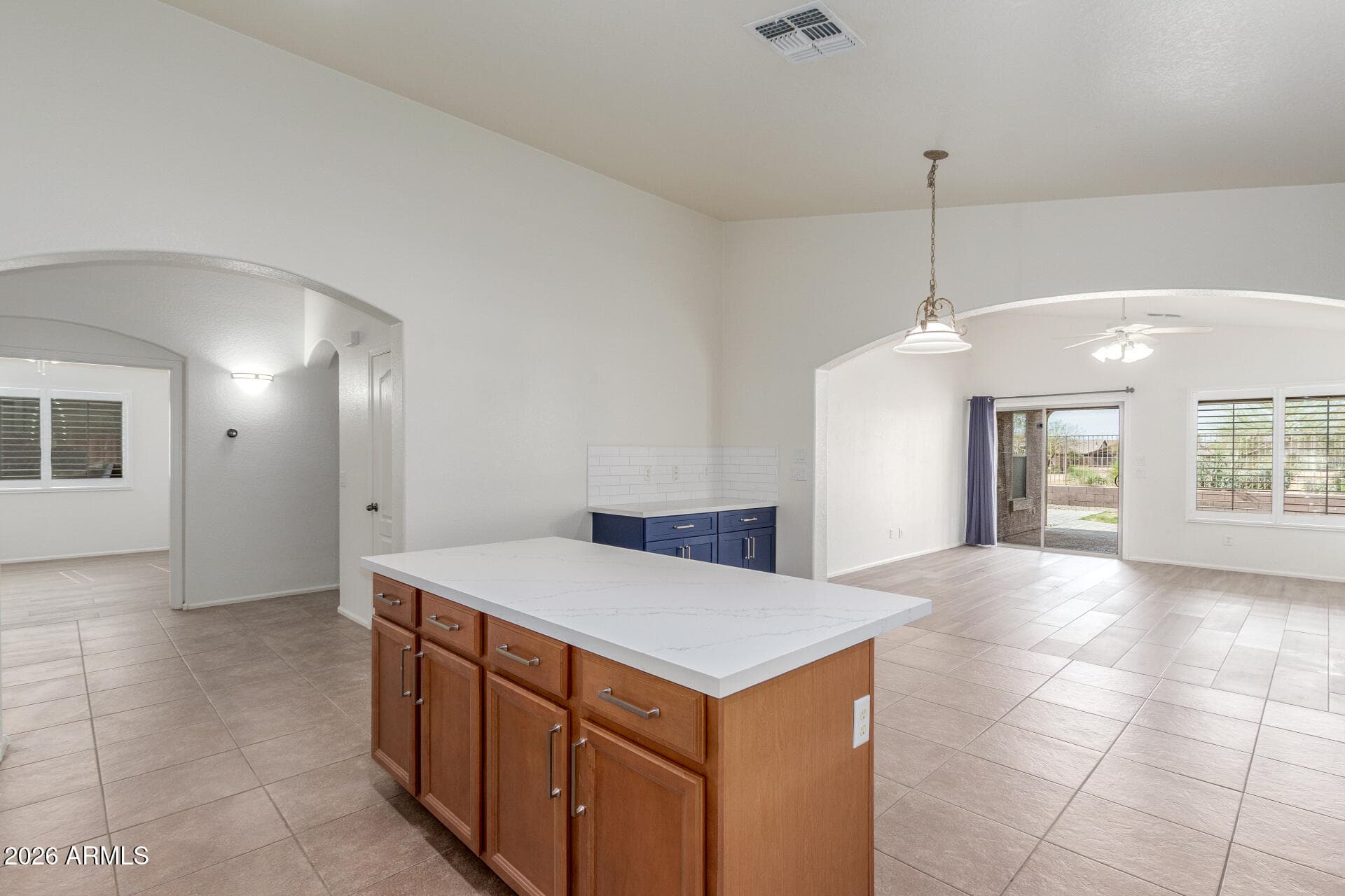 21950 N DIETZ DR - Photo 5