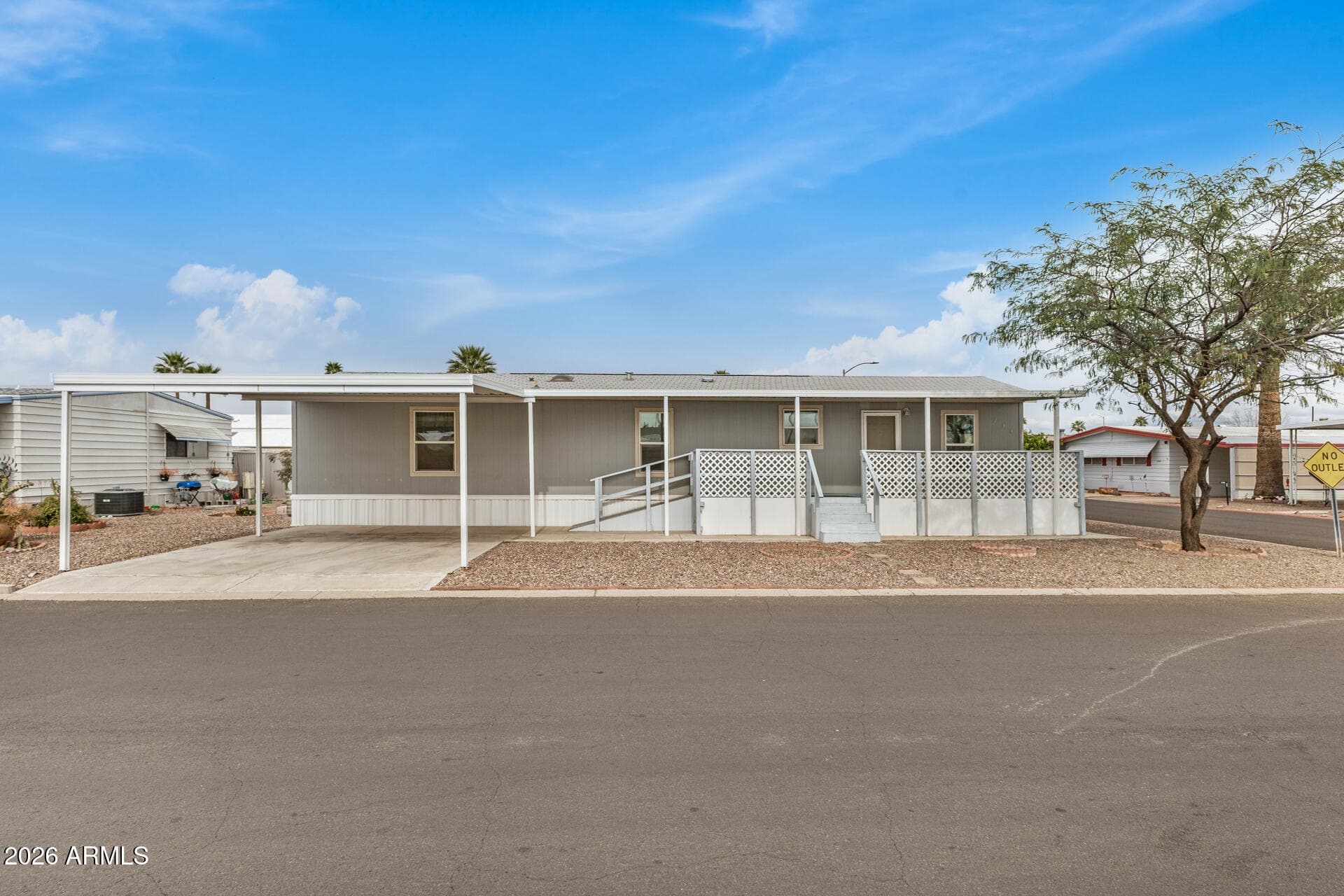 2650 W UNION HILLS DR - Photo 1