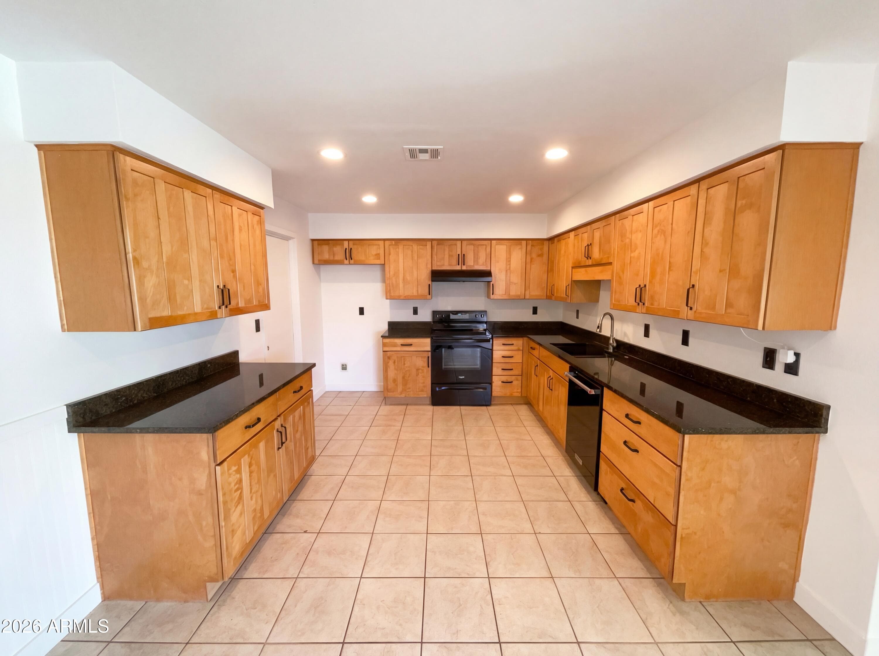 4902 W Windrose Dr — photo 2